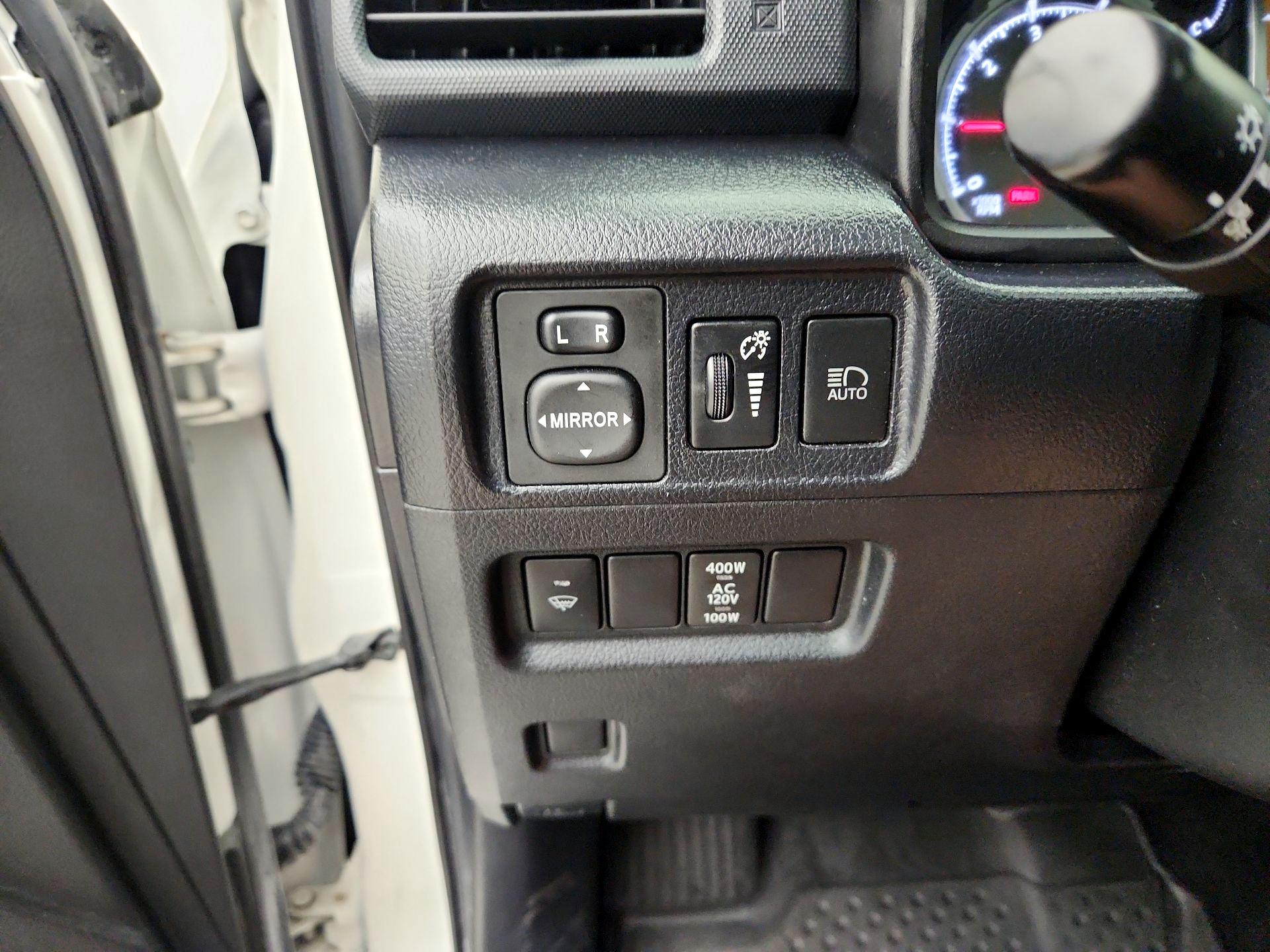 Thumbnail: 2020 Toyota 4Runner - 13