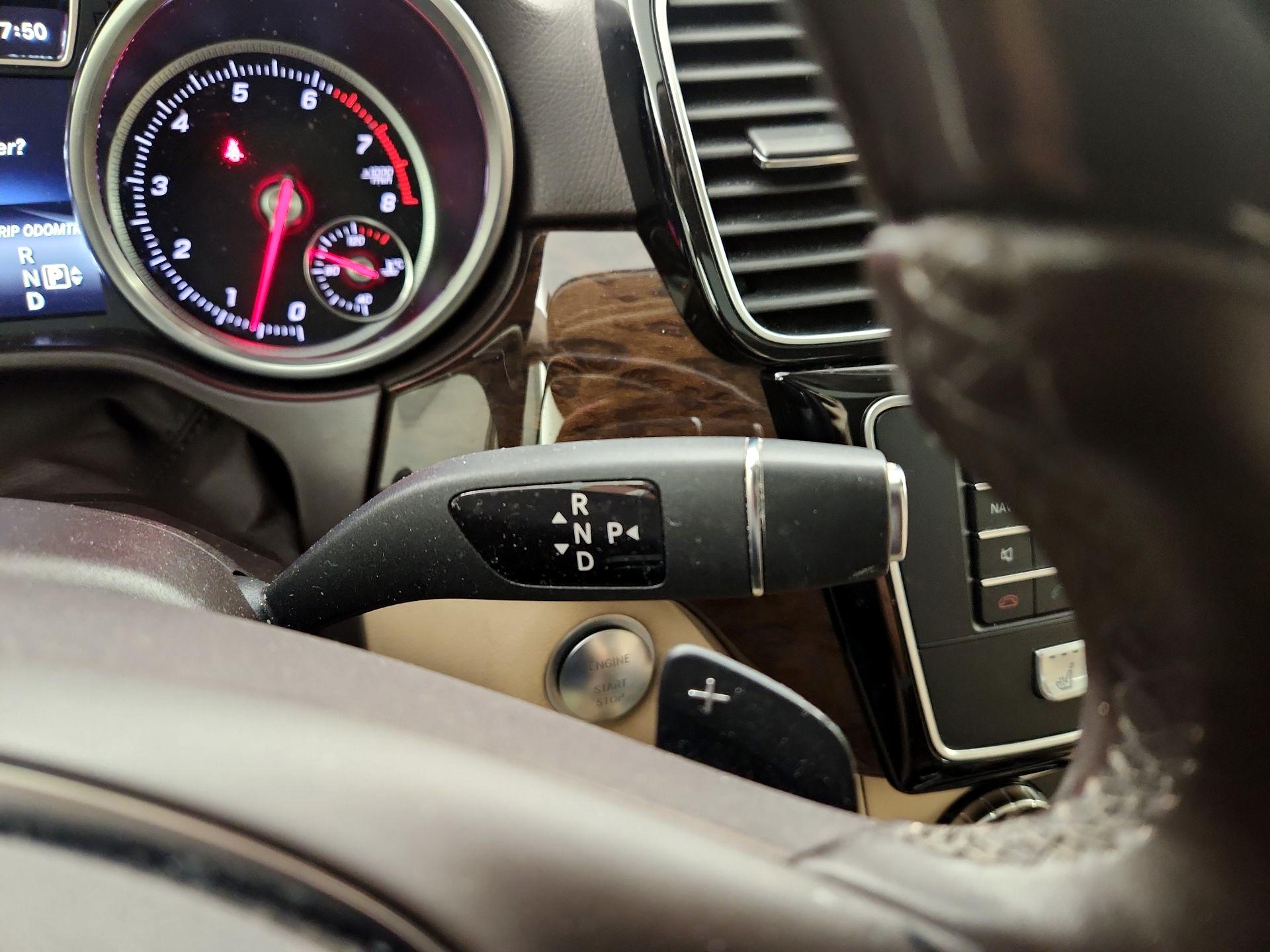 Thumbnail: 2016 Mercedes-Benz GLE - 18