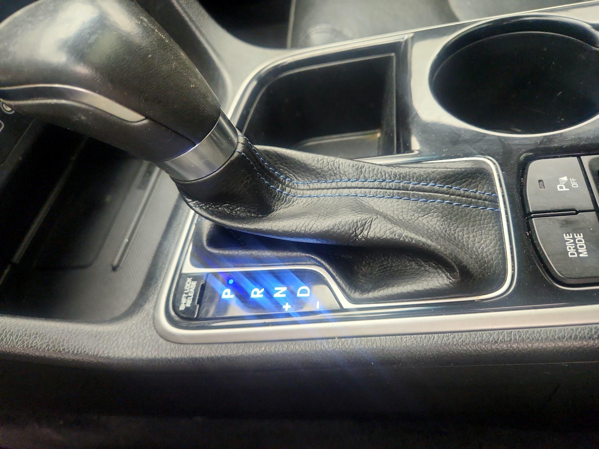 Thumbnail: 2019 Hyundai Sonata - 18