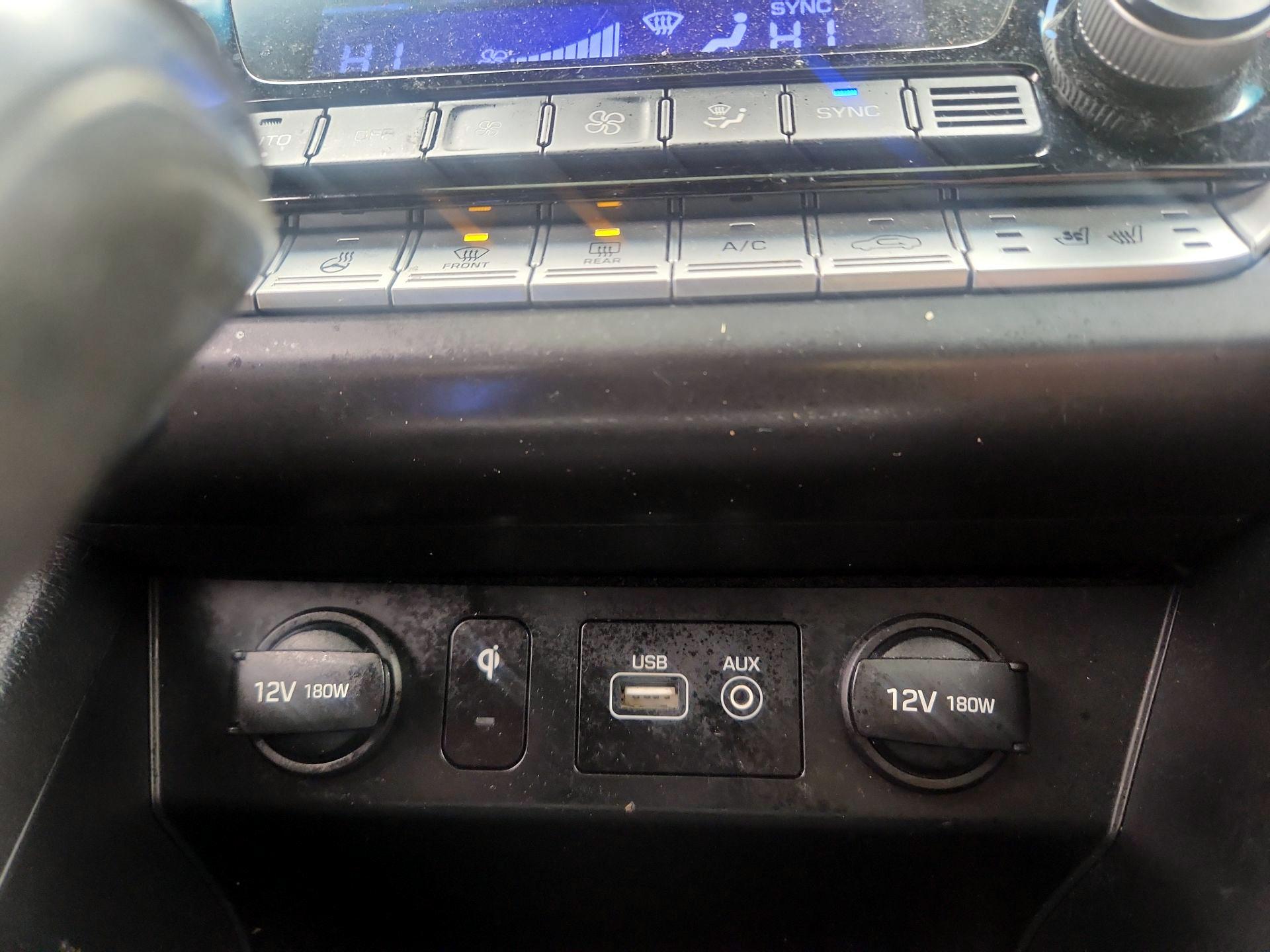 Thumbnail: 2019 Hyundai Sonata - 19