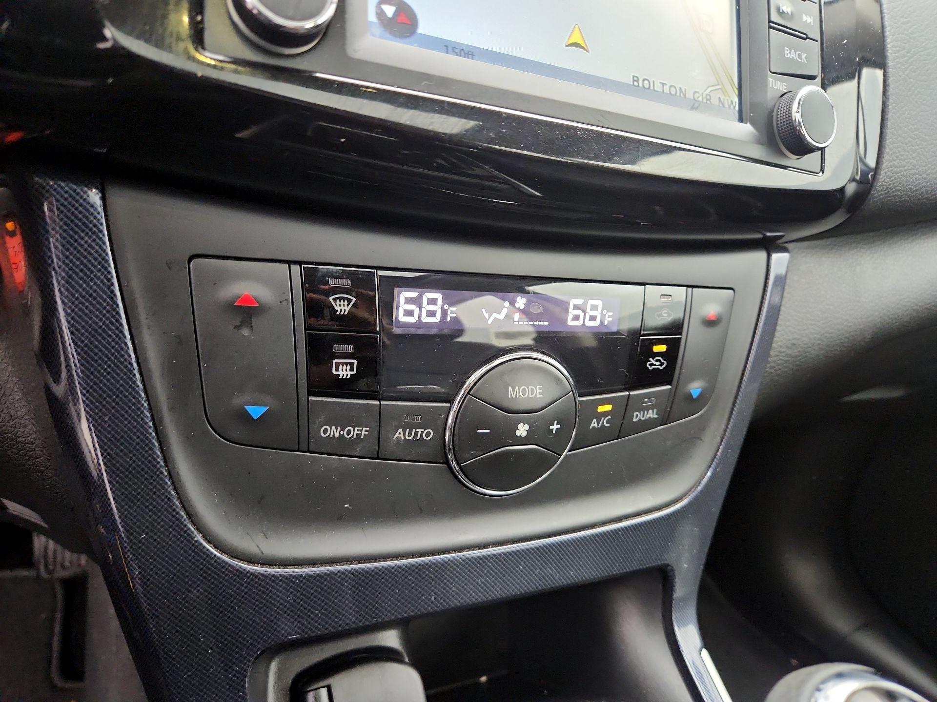 Thumbnail: 2018 Nissan Sentra - 17