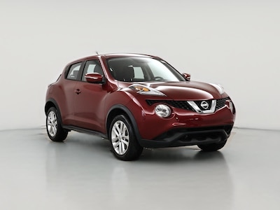 Red 2016 Nissan Juke S