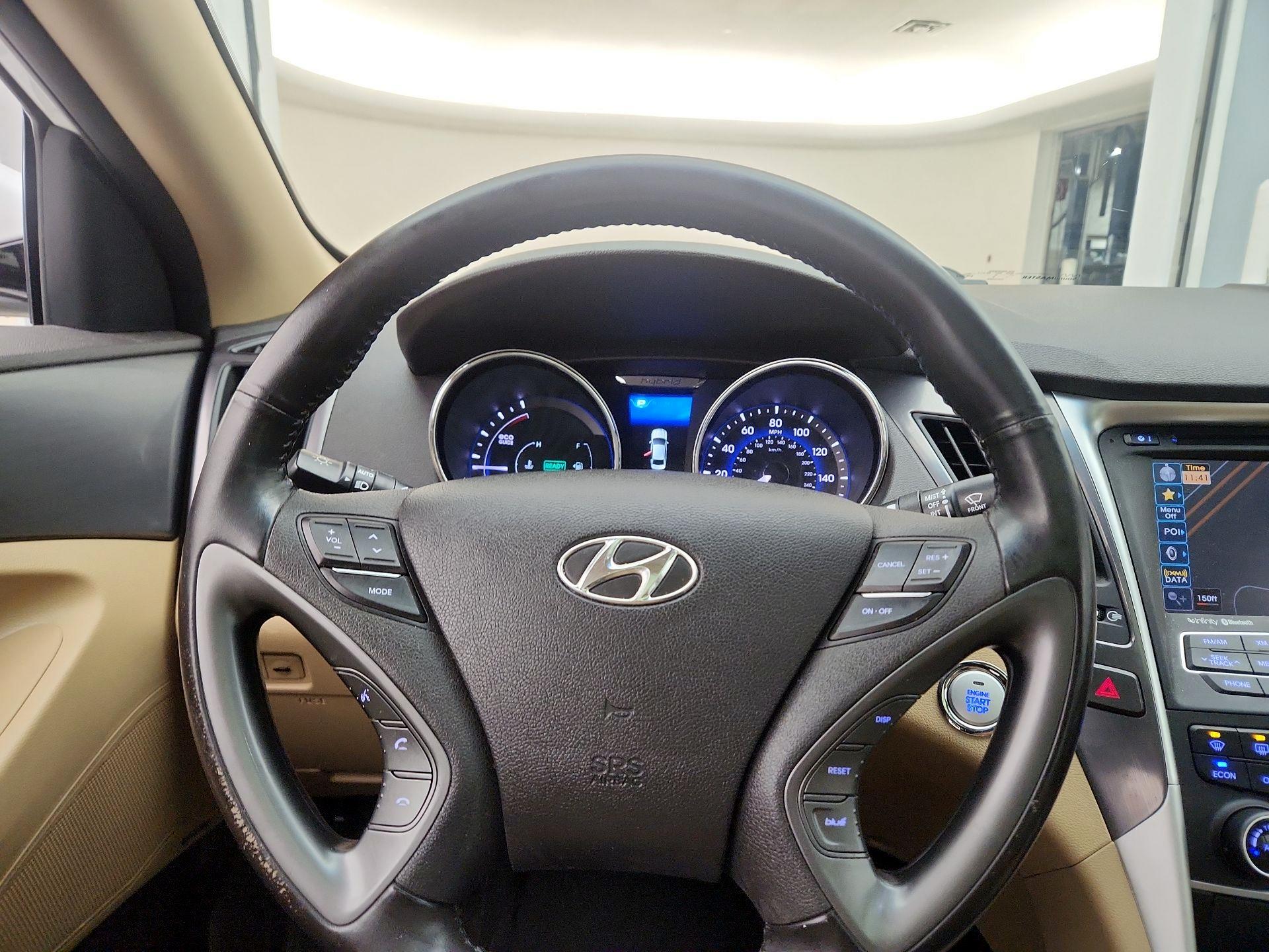 Thumbnail: 2015 Hyundai Sonata - 10