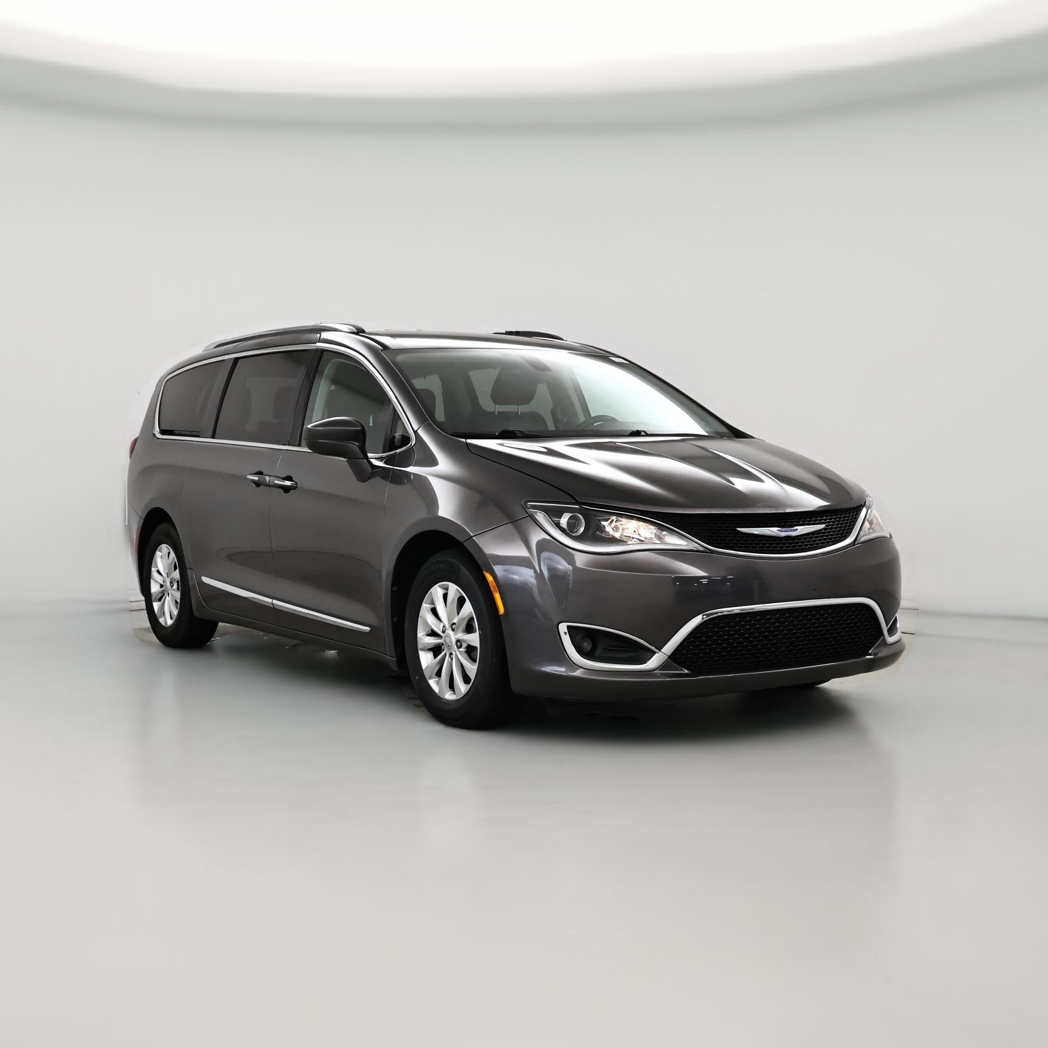 Thumbnail: 2018 Chrysler Pacifica - 1