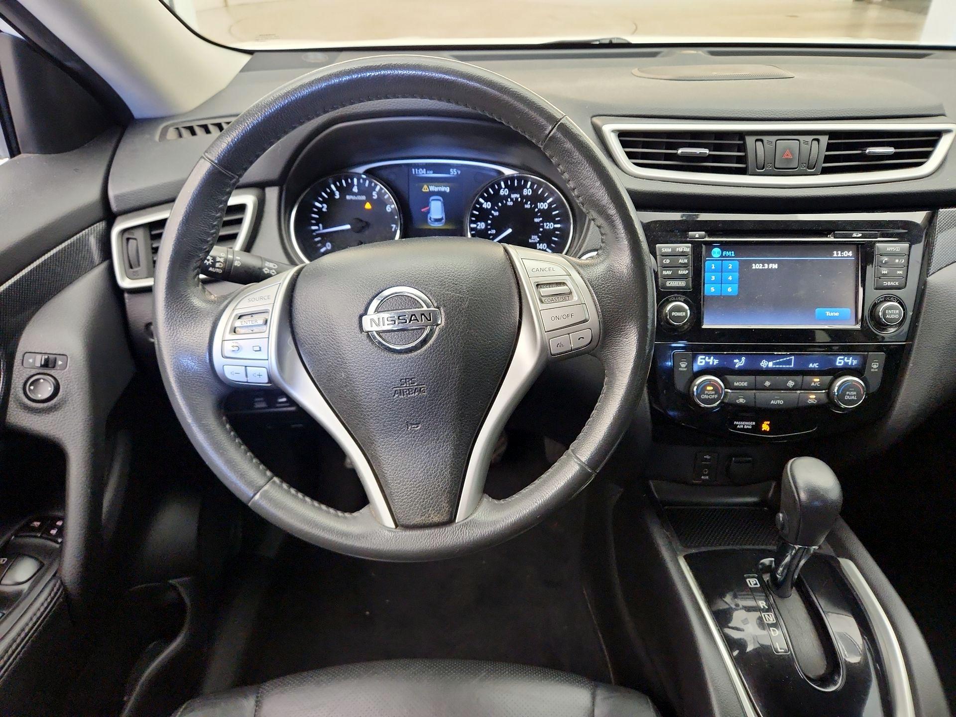 Thumbnail: 2015 Nissan Rogue - 10