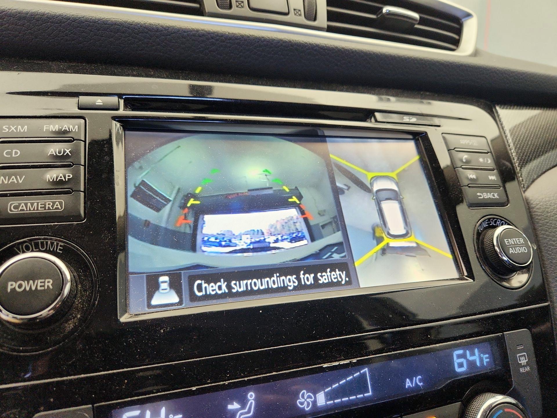 Thumbnail: 2015 Nissan Rogue - 15