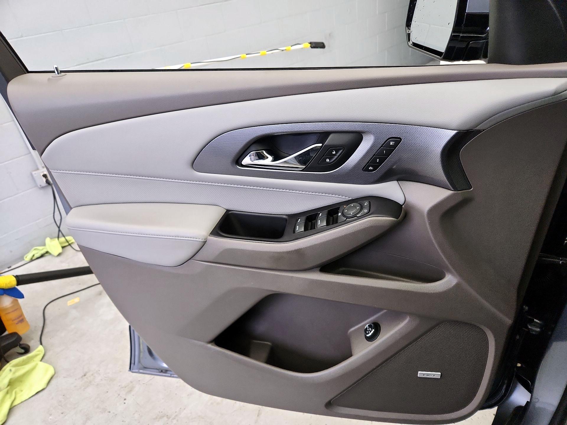 Thumbnail: 2019 Chevrolet Traverse - 12