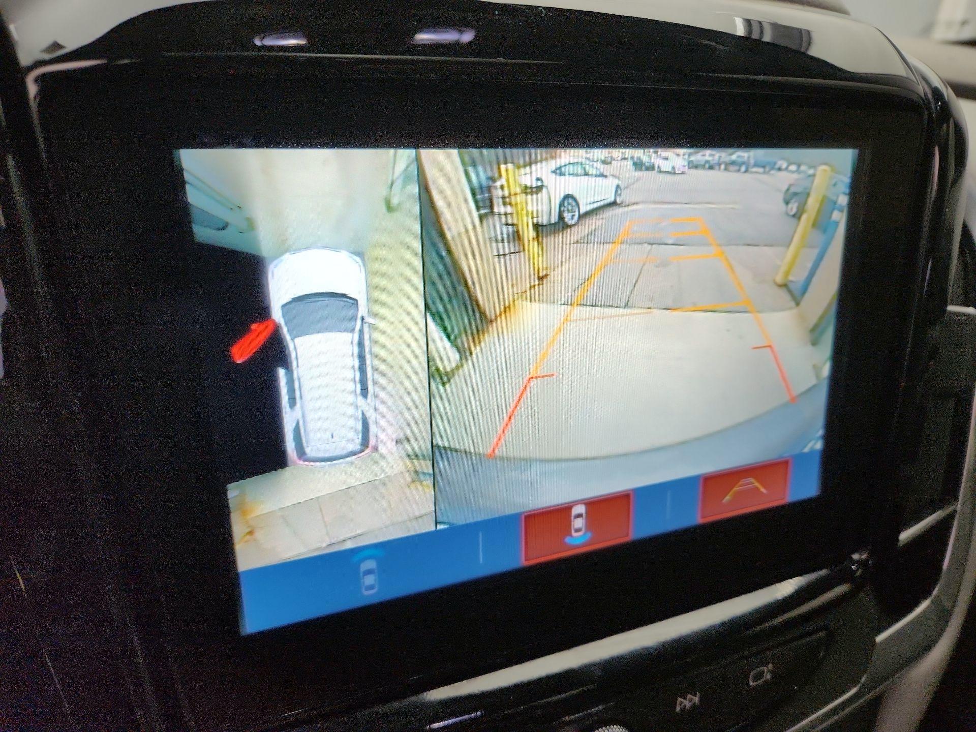 Thumbnail: 2019 Chevrolet Traverse - 15