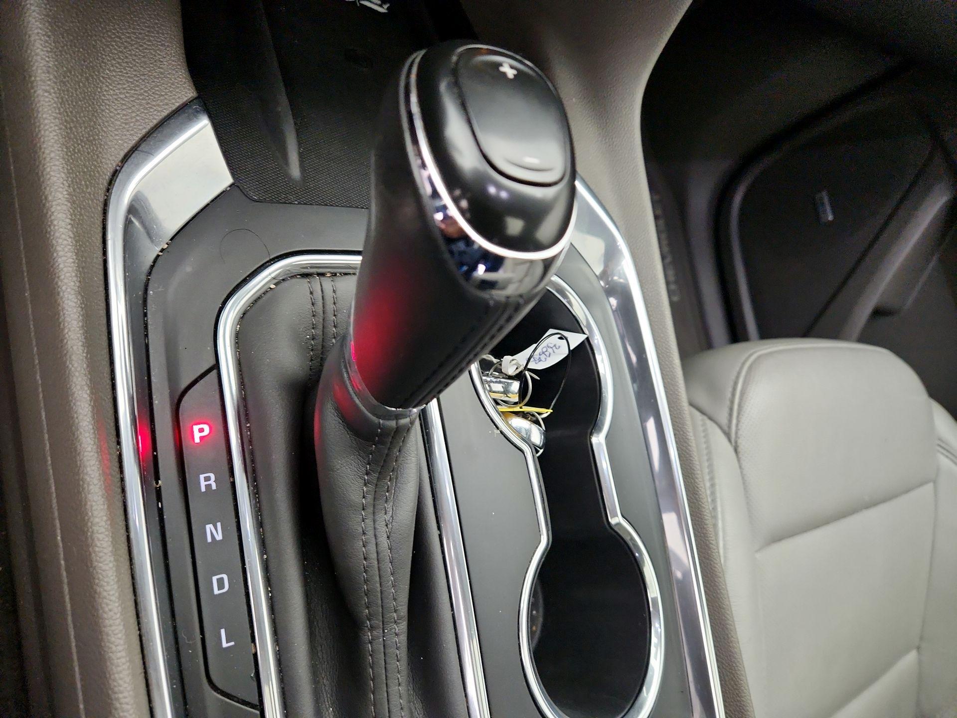 Thumbnail: 2019 Chevrolet Traverse - 18