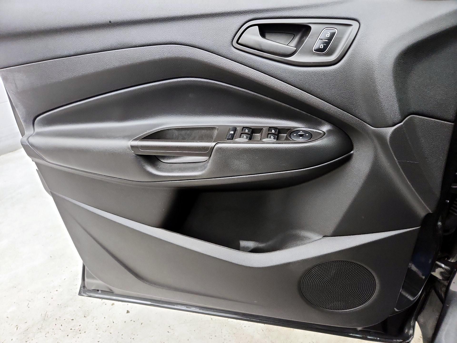 Thumbnail: 2017 Ford Escape - 12