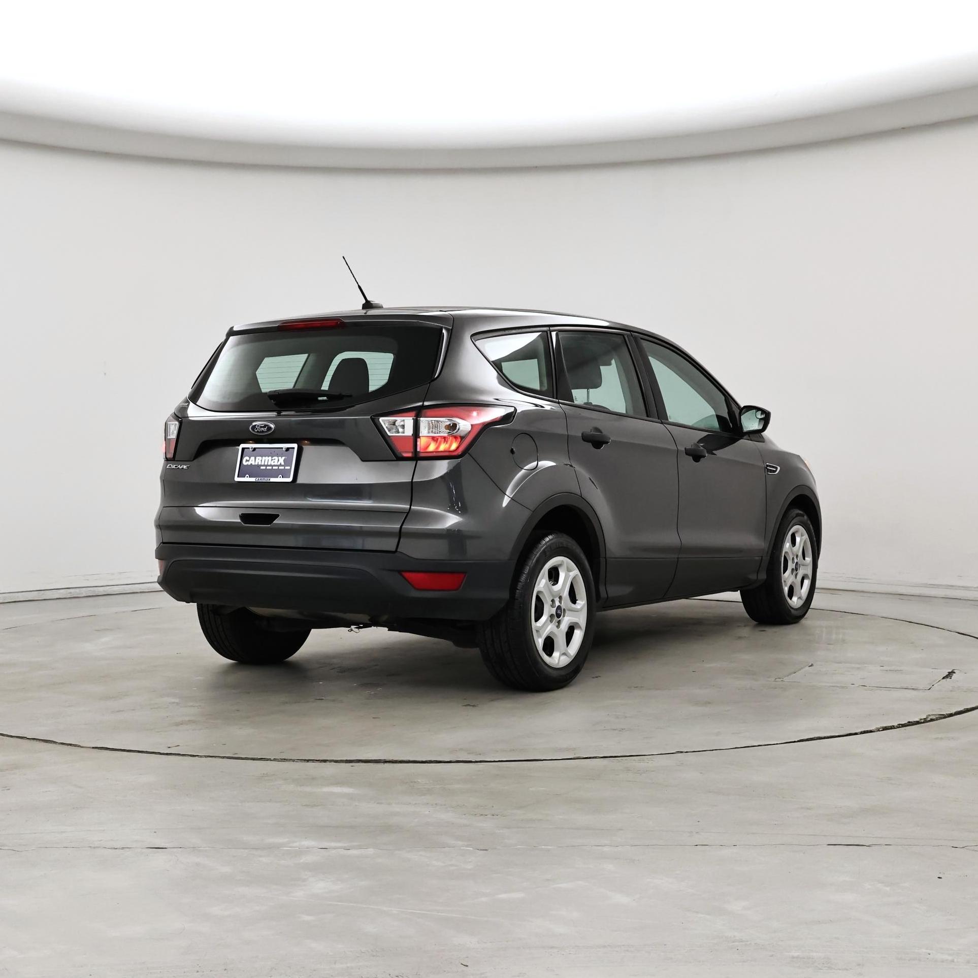 Thumbnail: 2017 Ford Escape - 8