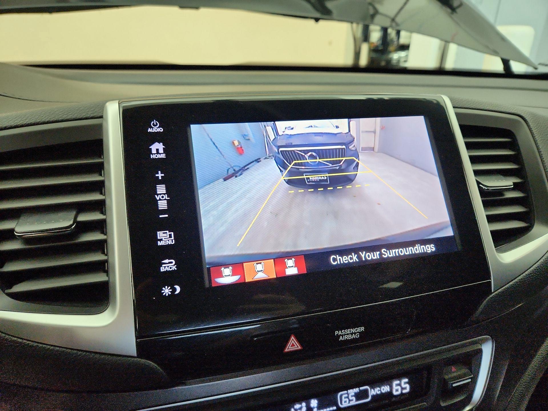 Thumbnail: 2018 Honda Pilot - 14