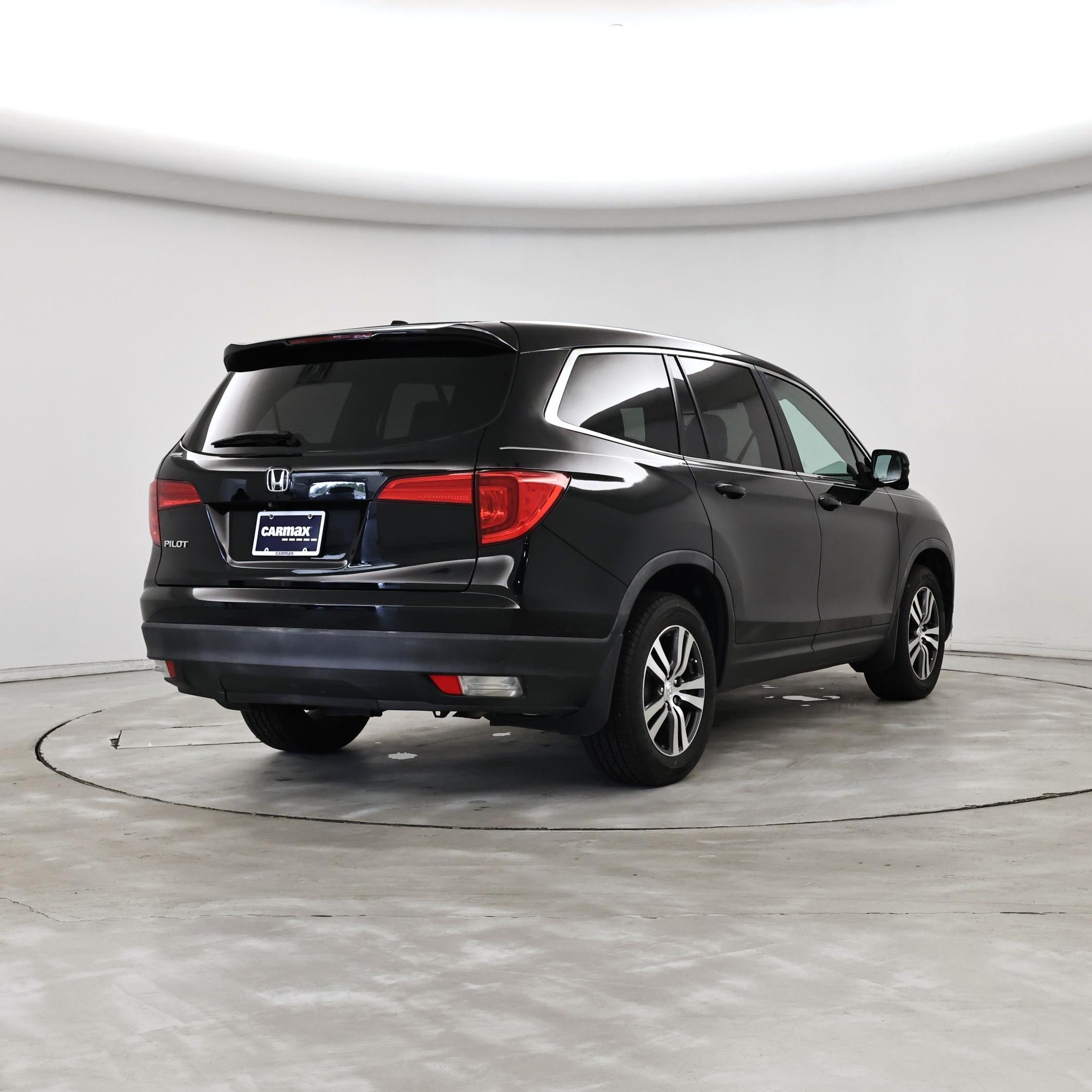 Thumbnail: 2018 Honda Pilot - 8