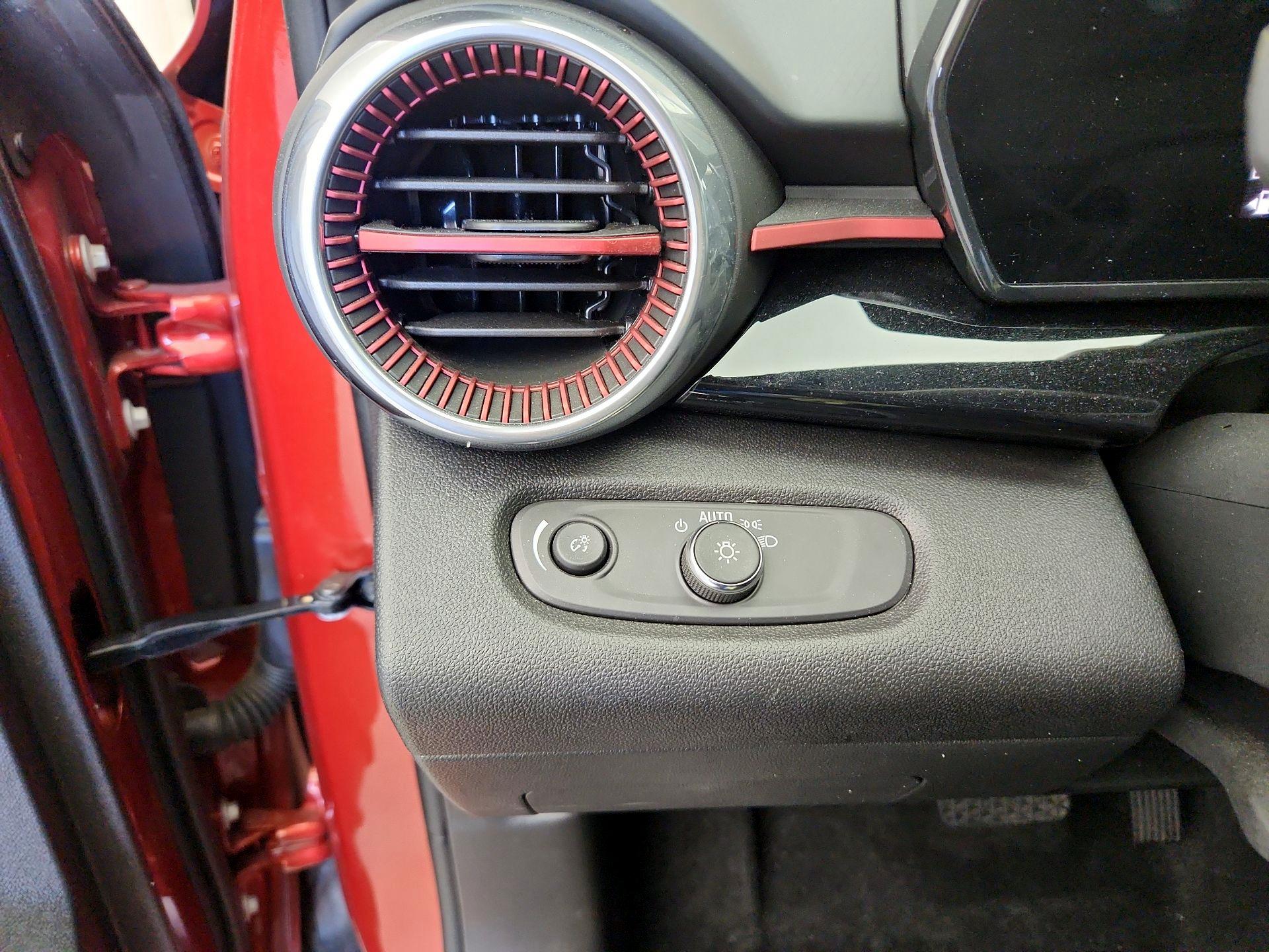 Thumbnail: 2024 Chevrolet Trax - 13