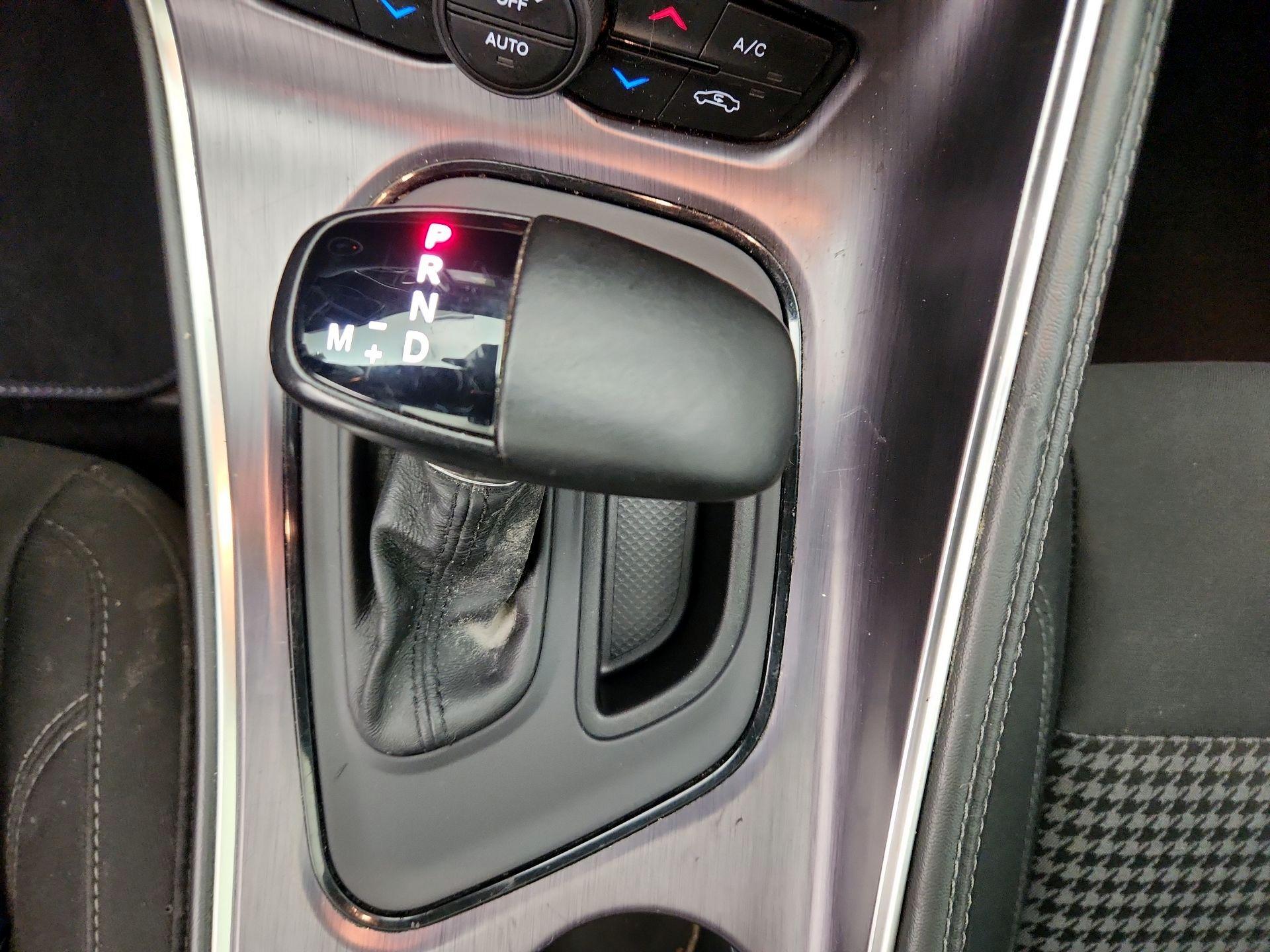 Thumbnail: 2018 Dodge Challenger - 18