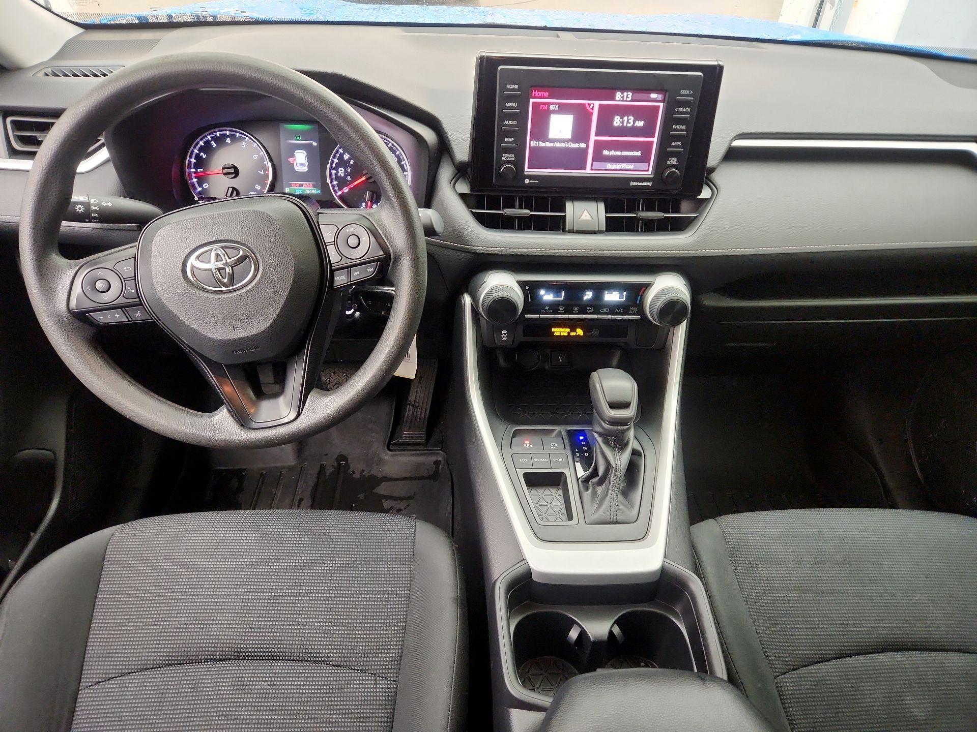 Thumbnail: 2020 Toyota RAV4 - 9