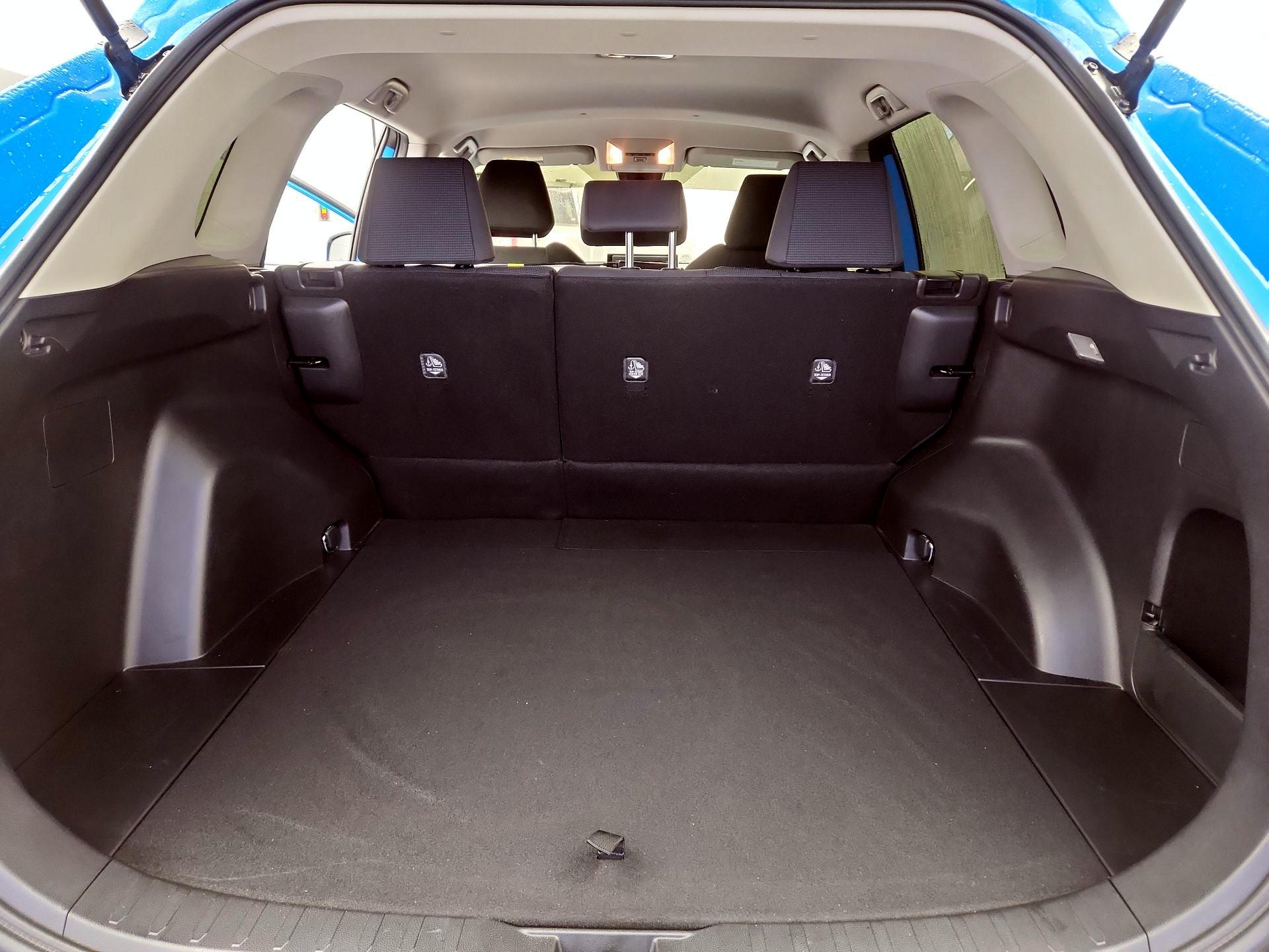 Thumbnail: 2020 Toyota RAV4 - 20