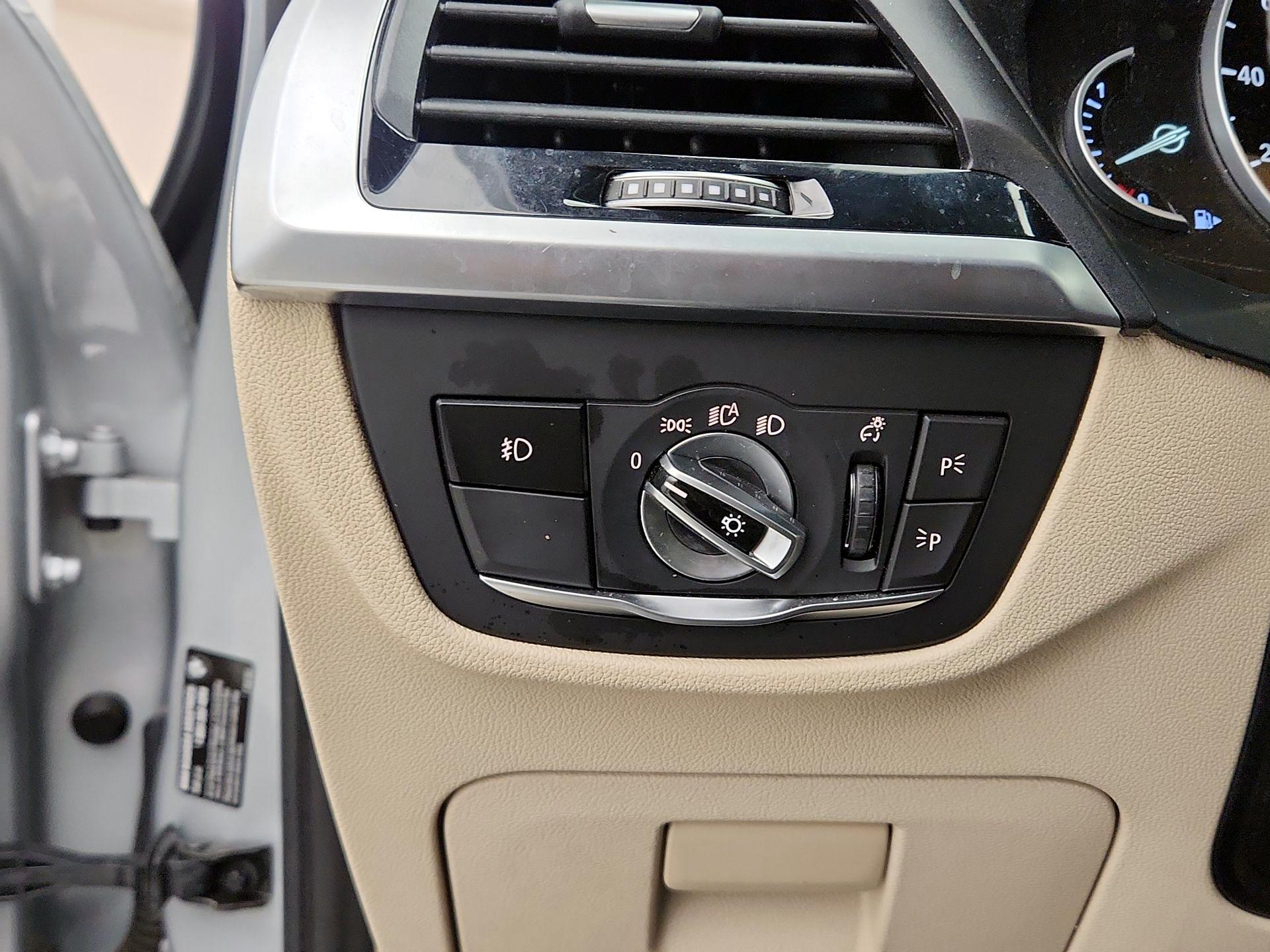 Thumbnail: 2019 BMW X3 - 13