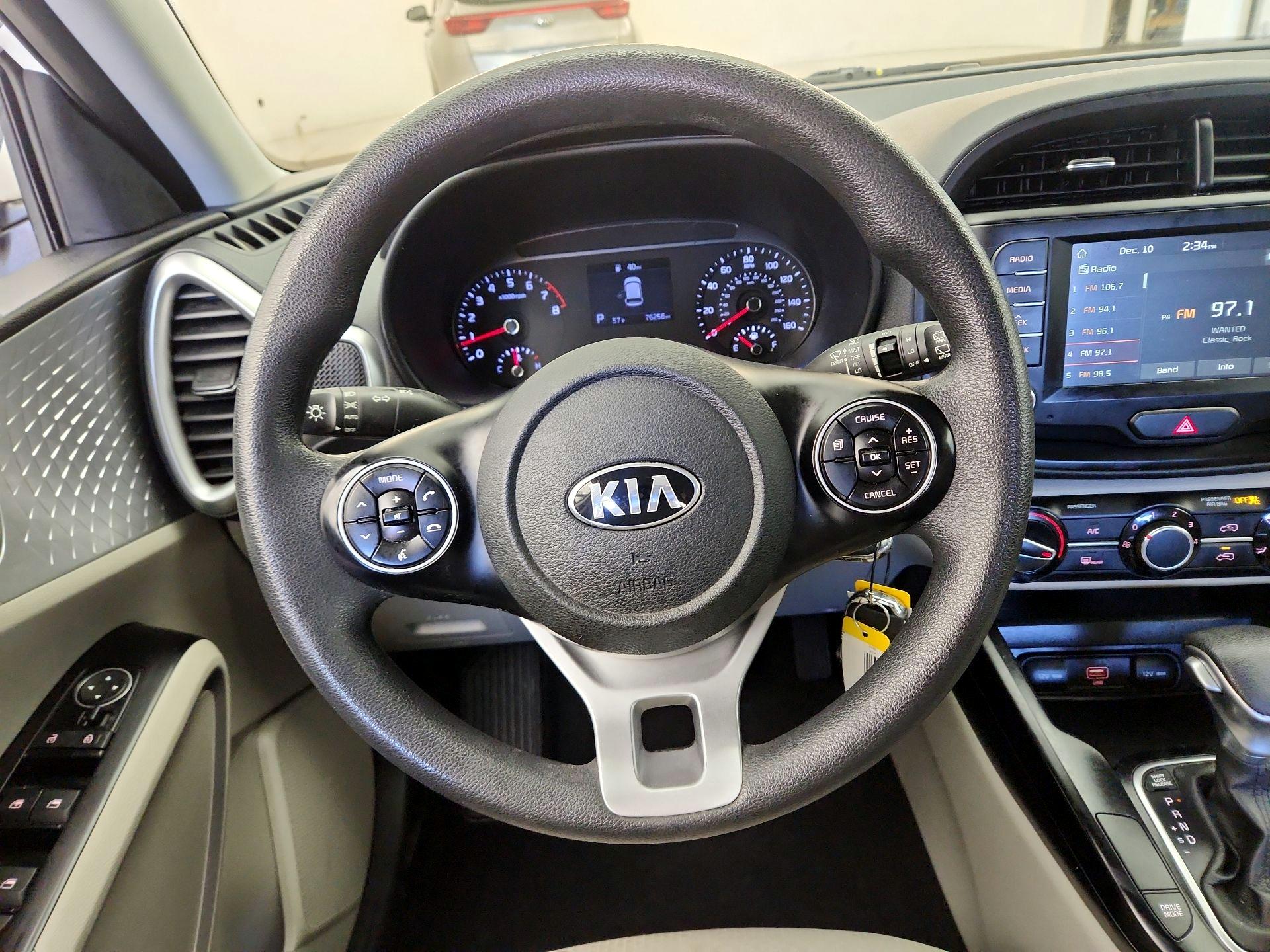 Thumbnail: 2020 Kia Soul - 10