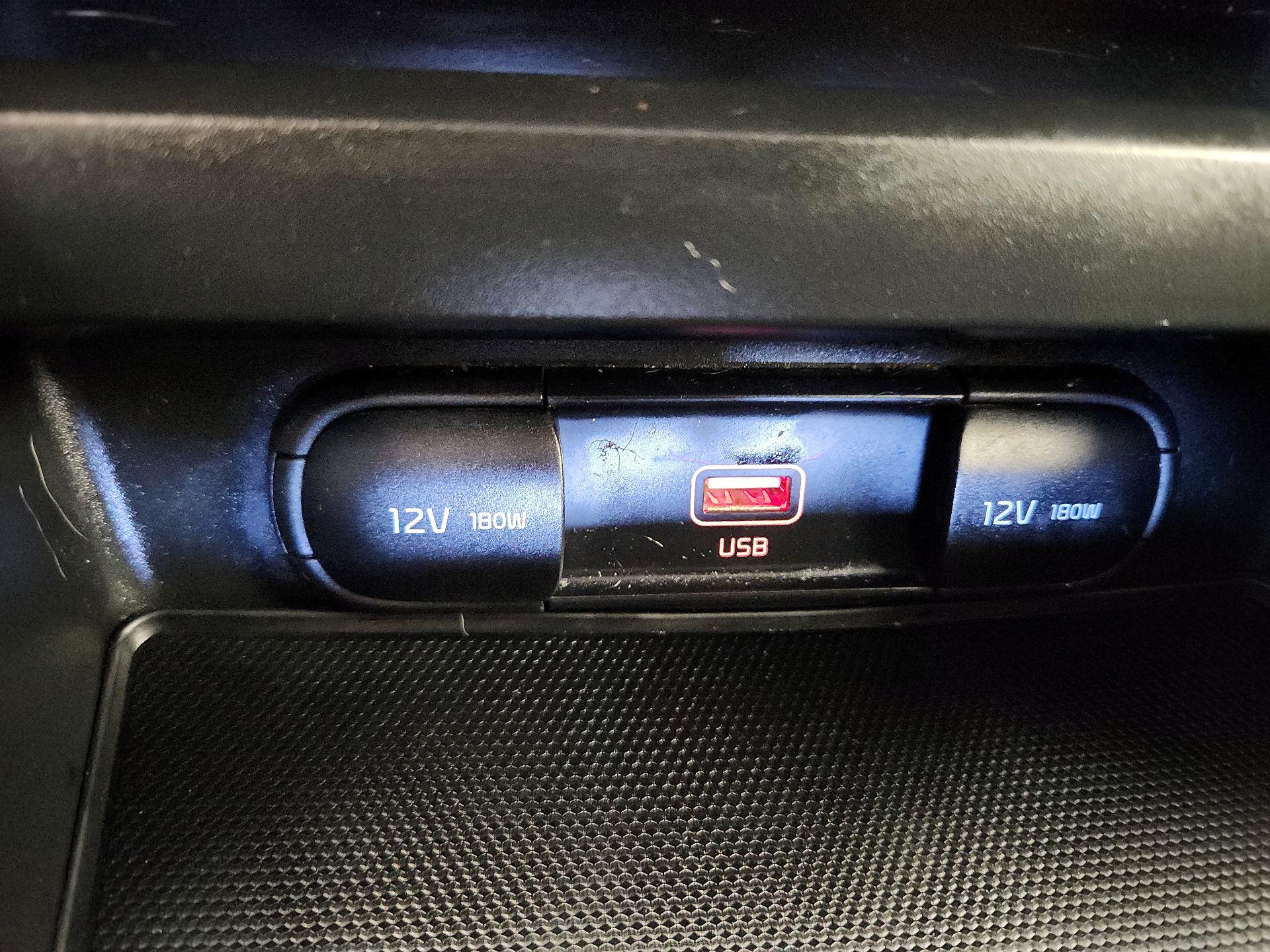 Thumbnail: 2020 Kia Soul - 18