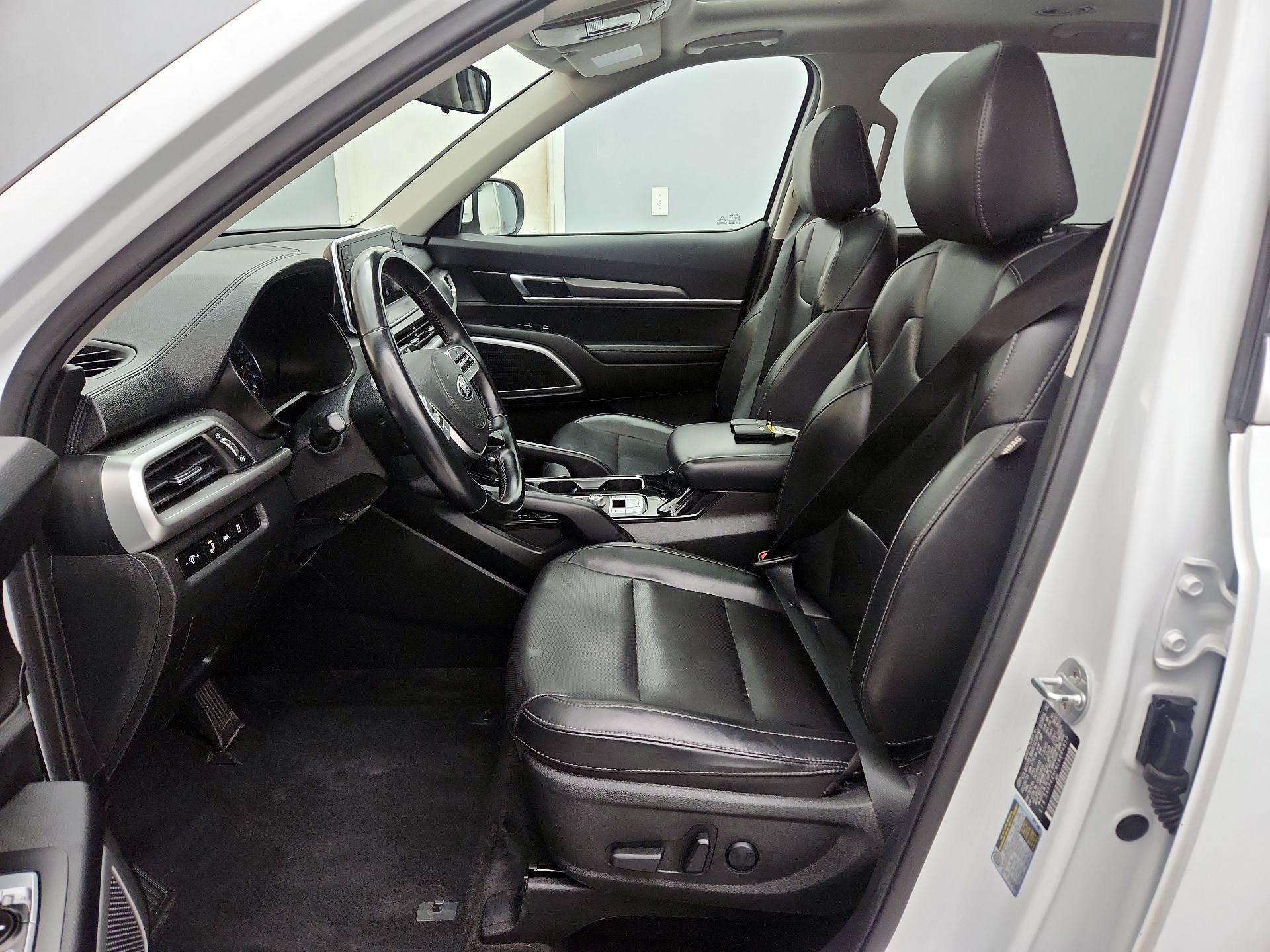 Thumbnail: 2020 Kia Telluride - 11