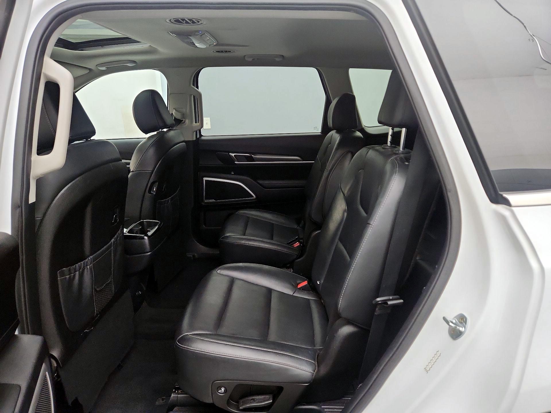 Thumbnail: 2020 Kia Telluride - 20