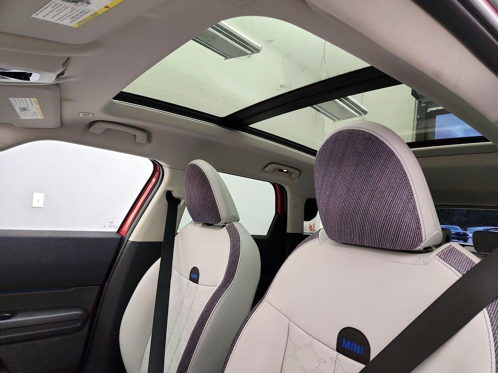 Thumbnail: 2025 MINI Cooper Countryman - 19