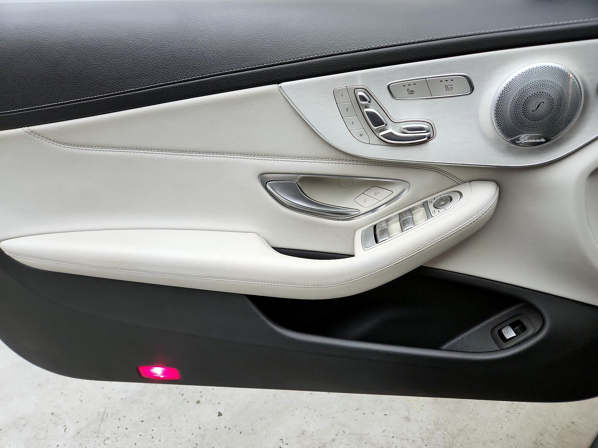 Thumbnail: 2017 Mercedes-Benz C-Class - 12