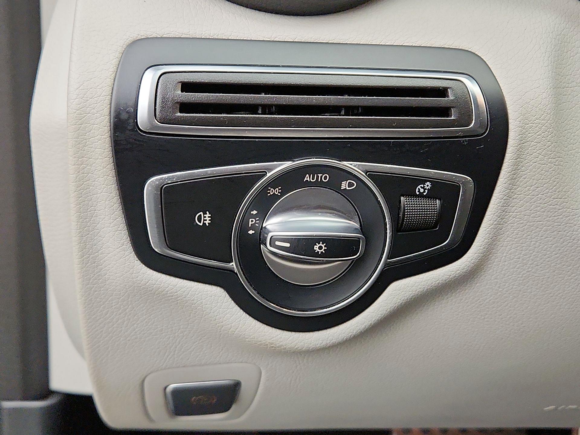 Thumbnail: 2017 Mercedes-Benz C-Class - 13