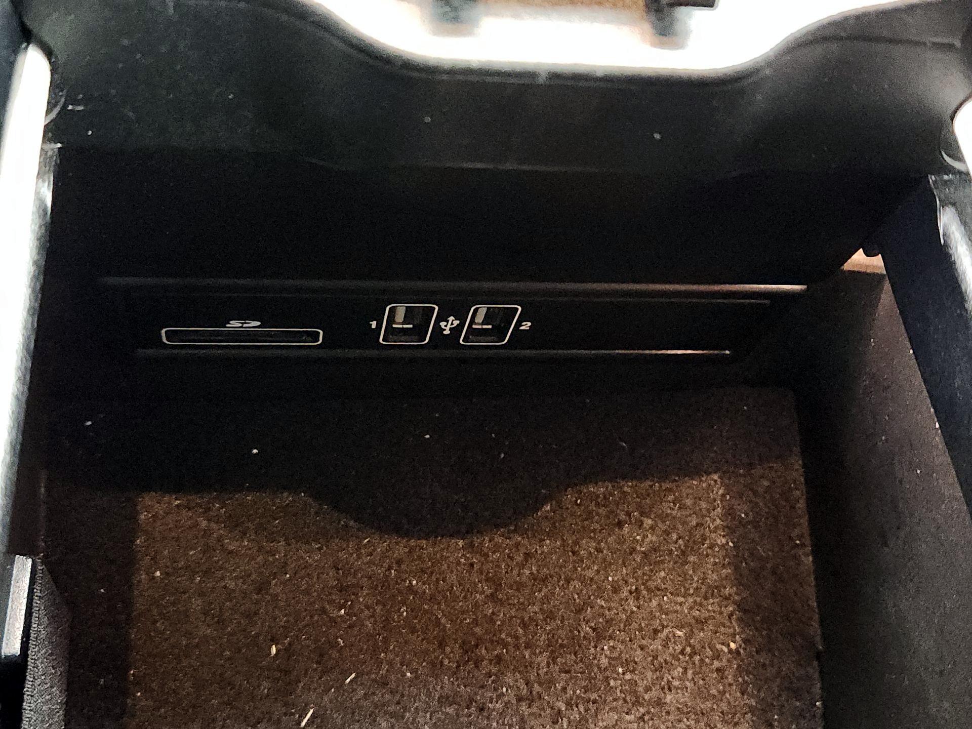 Thumbnail: 2017 Mercedes-Benz C-Class - 19