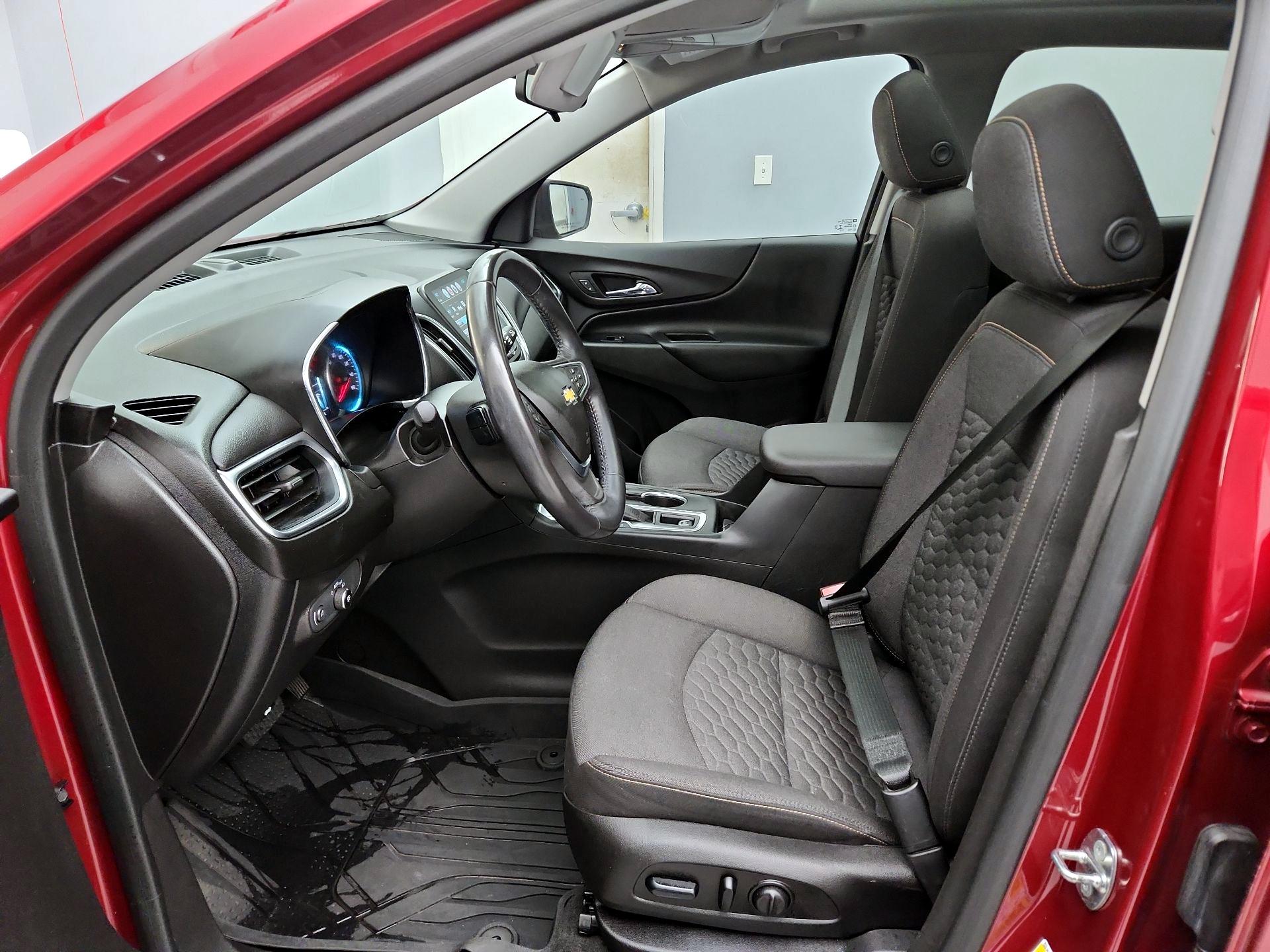 Thumbnail: 2018 Chevrolet Equinox - 11