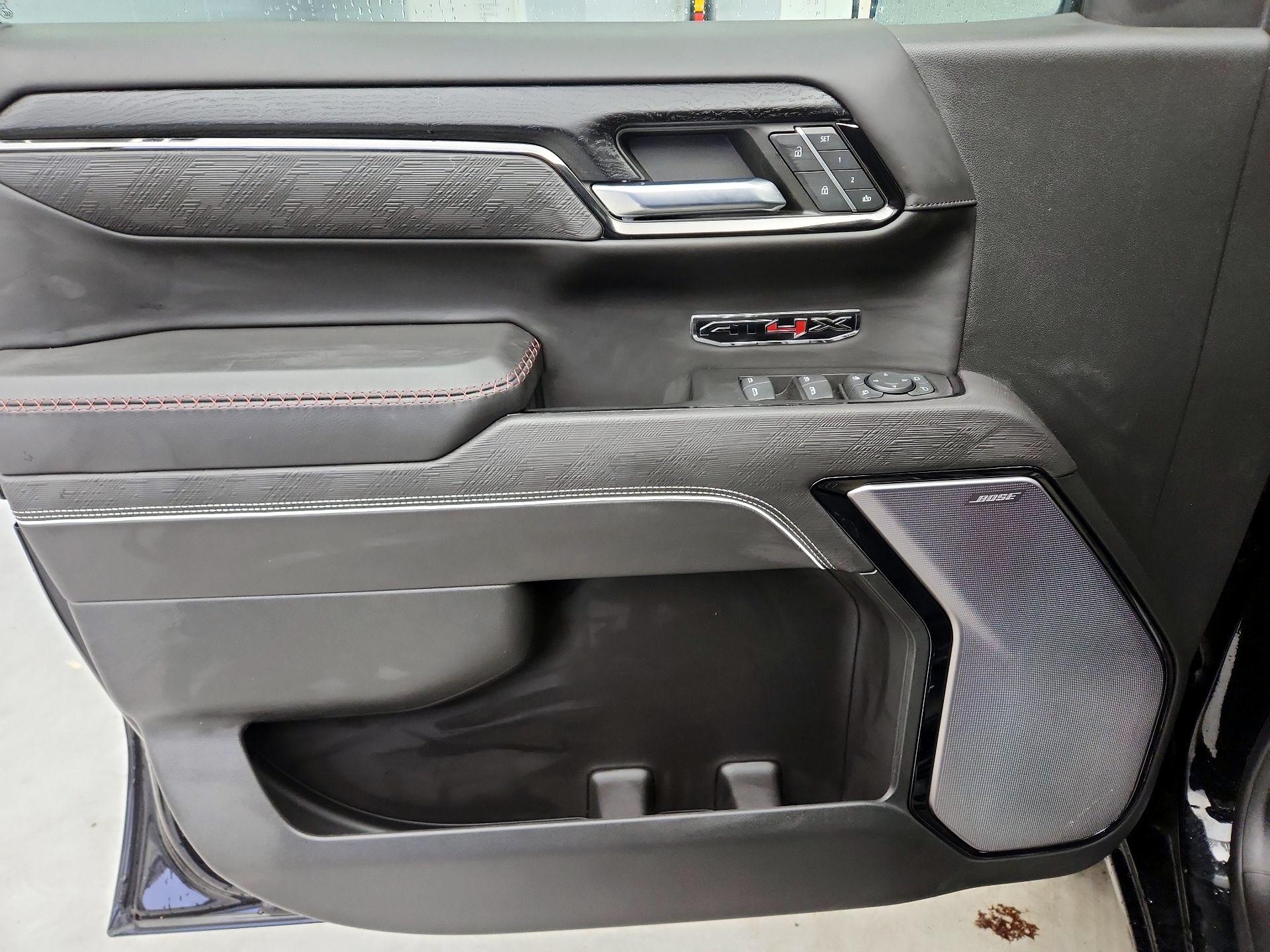 Thumbnail: 2023 GMC Sierra 1500 - 12