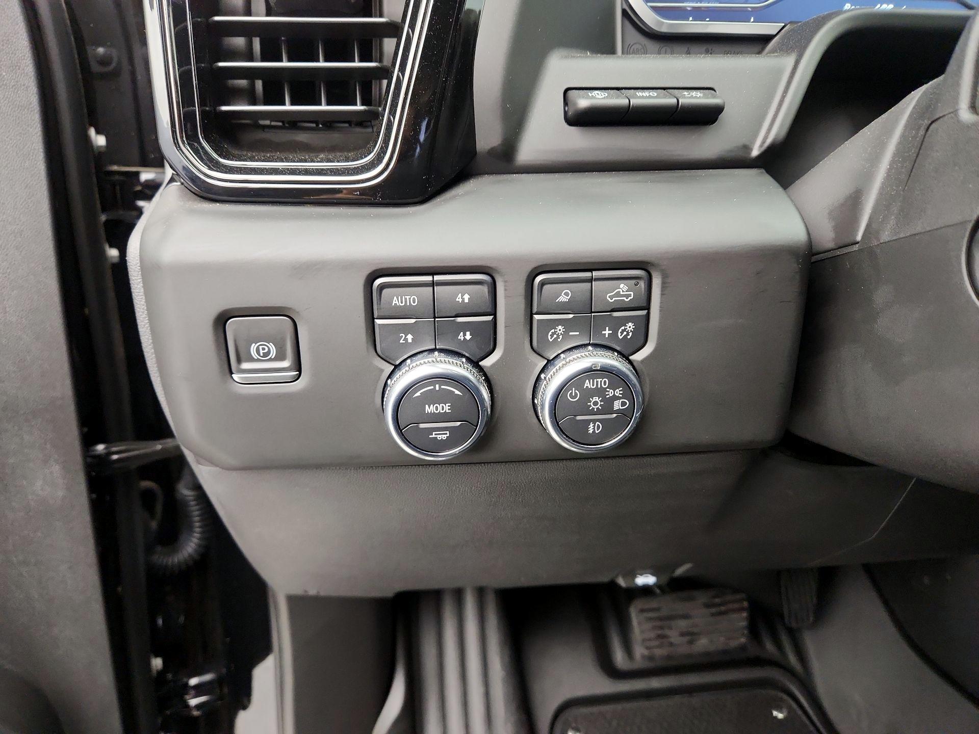 Thumbnail: 2023 GMC Sierra 1500 - 13