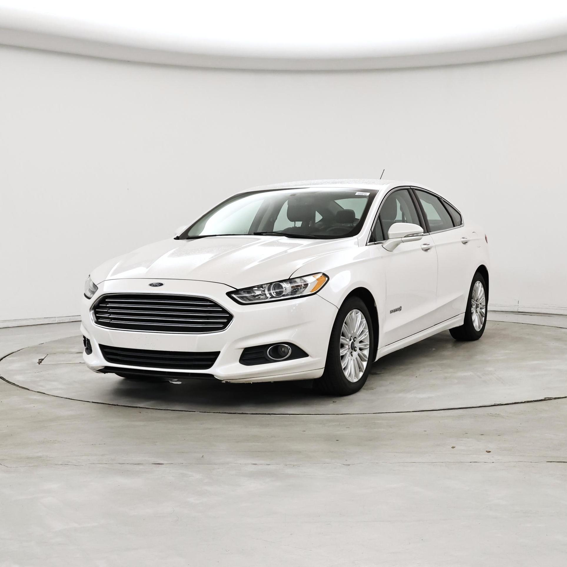 Thumbnail: 2015 Ford Fusion - 4
