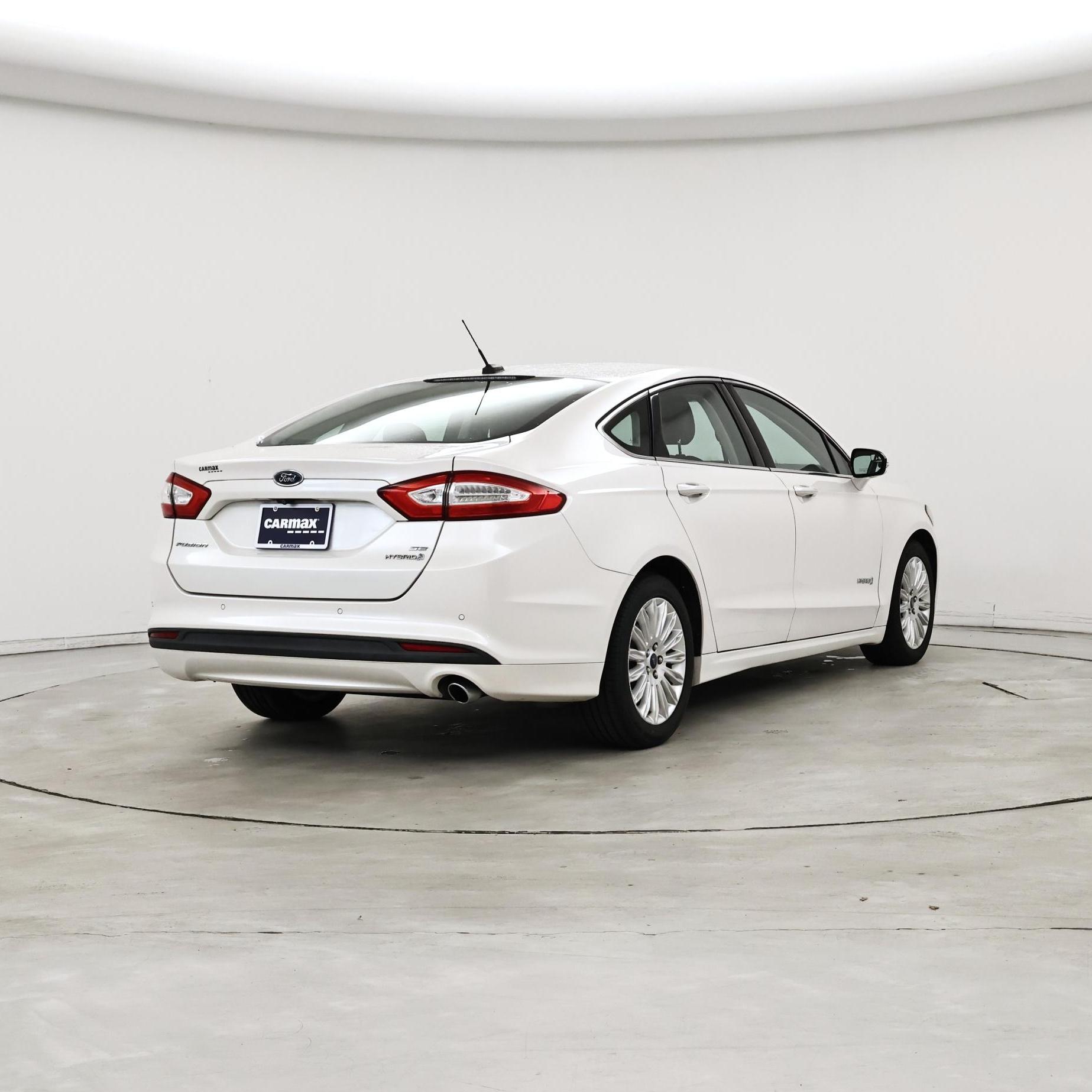 Thumbnail: 2015 Ford Fusion - 8