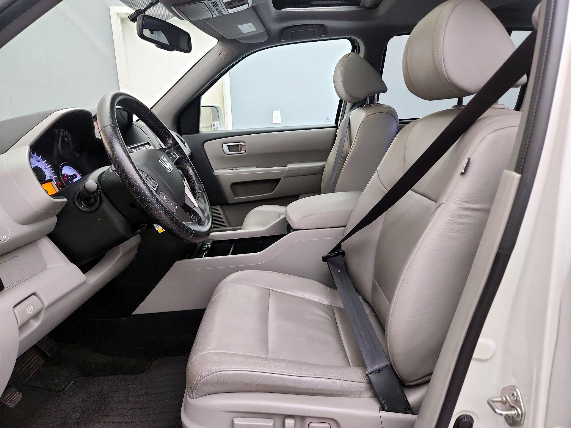 Thumbnail: 2015 Honda Pilot - 11