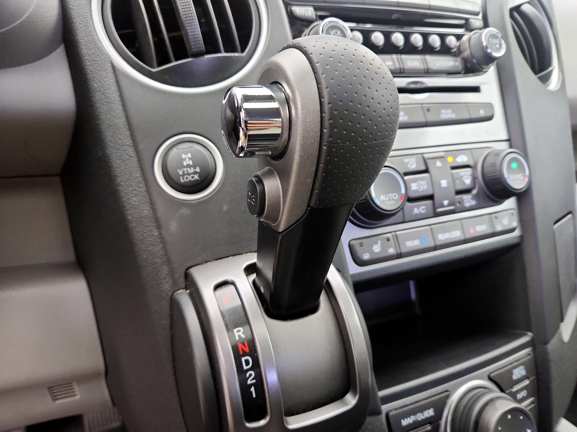 Thumbnail: 2015 Honda Pilot - 18