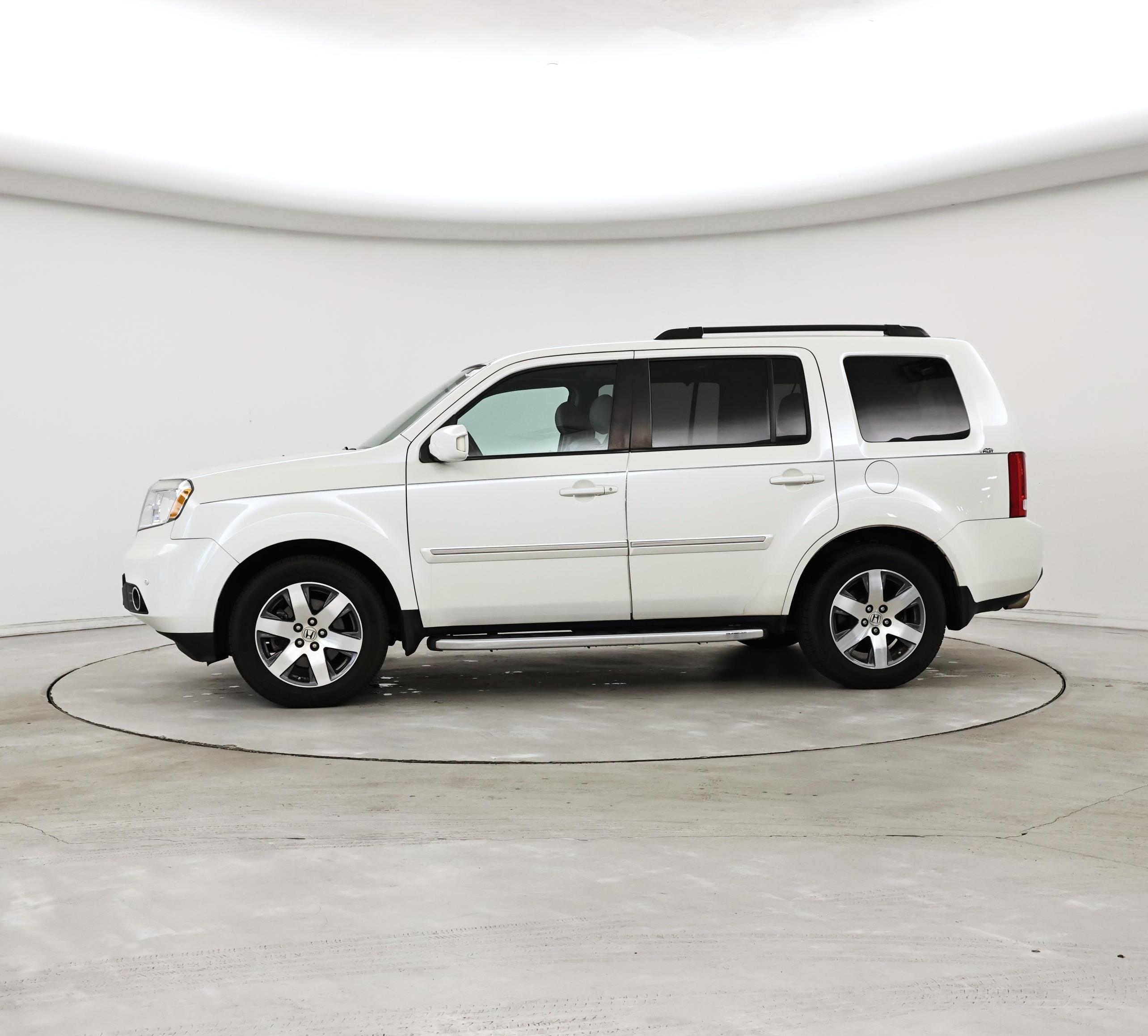 Thumbnail: 2015 Honda Pilot - 3