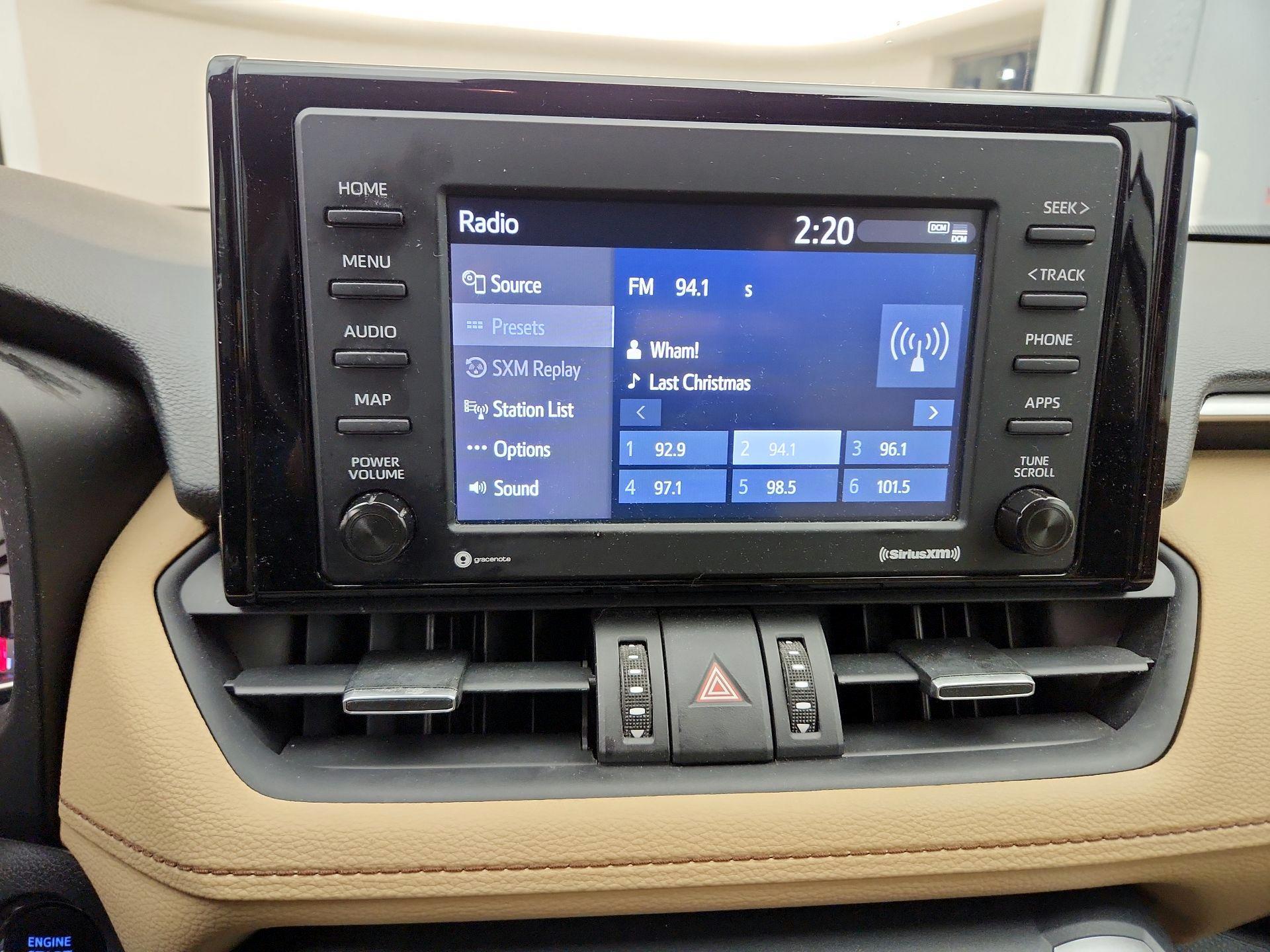 Thumbnail: 2021 Toyota RAV4 - 15