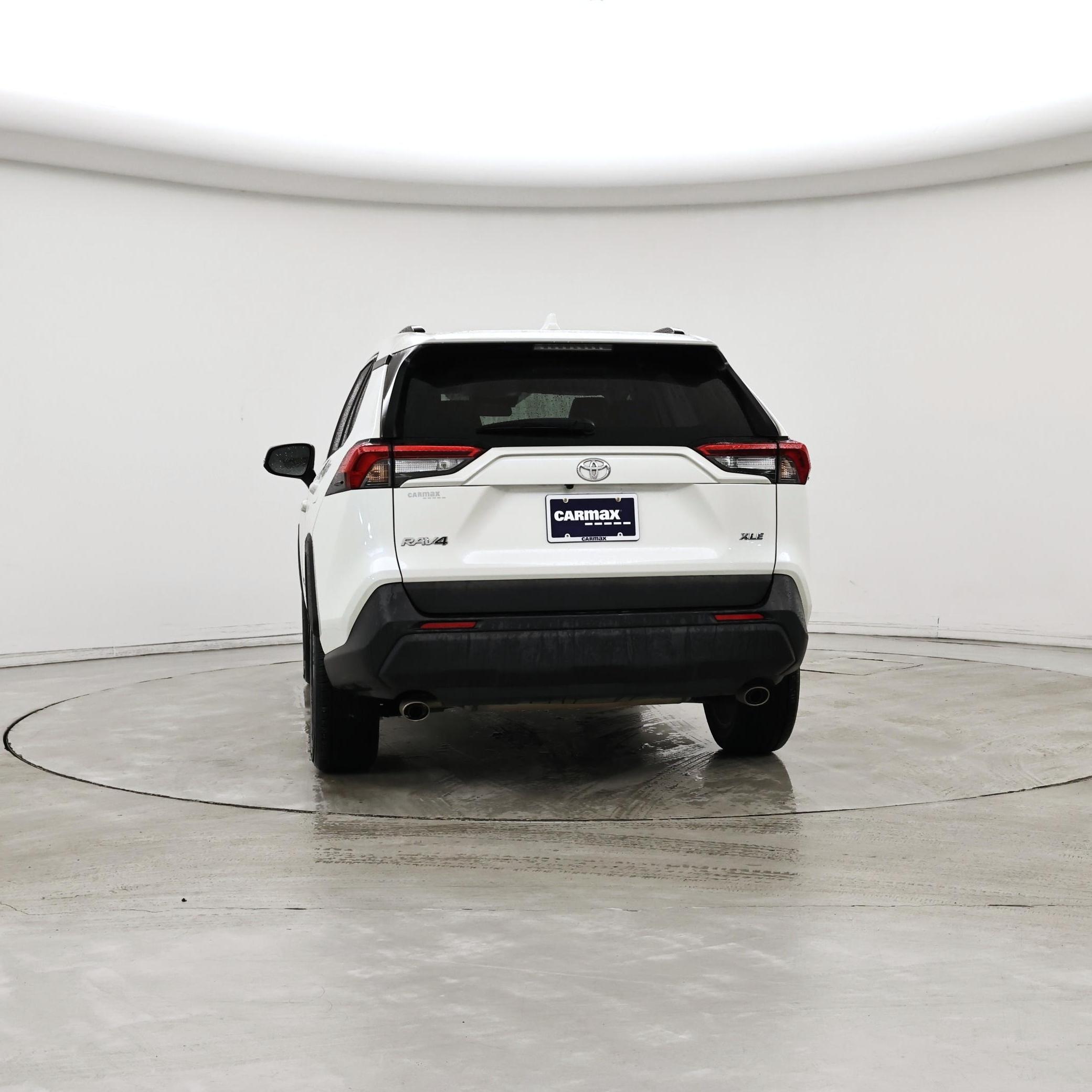 Thumbnail: 2021 Toyota RAV4 - 6