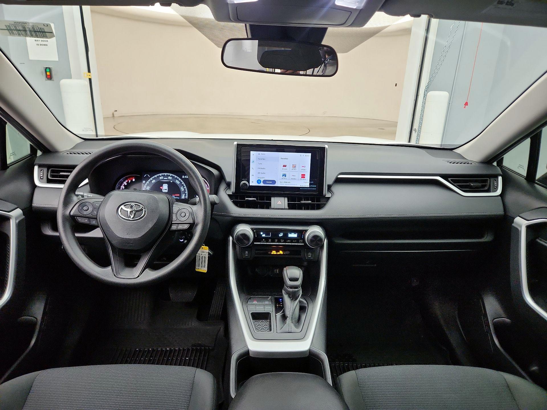 Thumbnail: 2024 Toyota RAV4 - 9