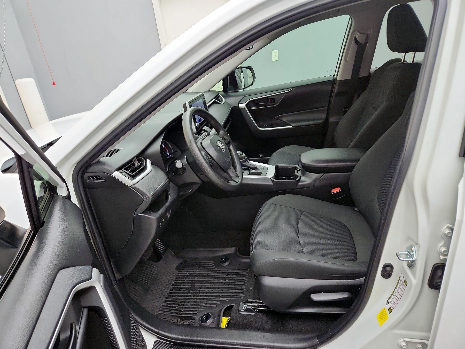 Thumbnail: 2024 Toyota RAV4 - 11