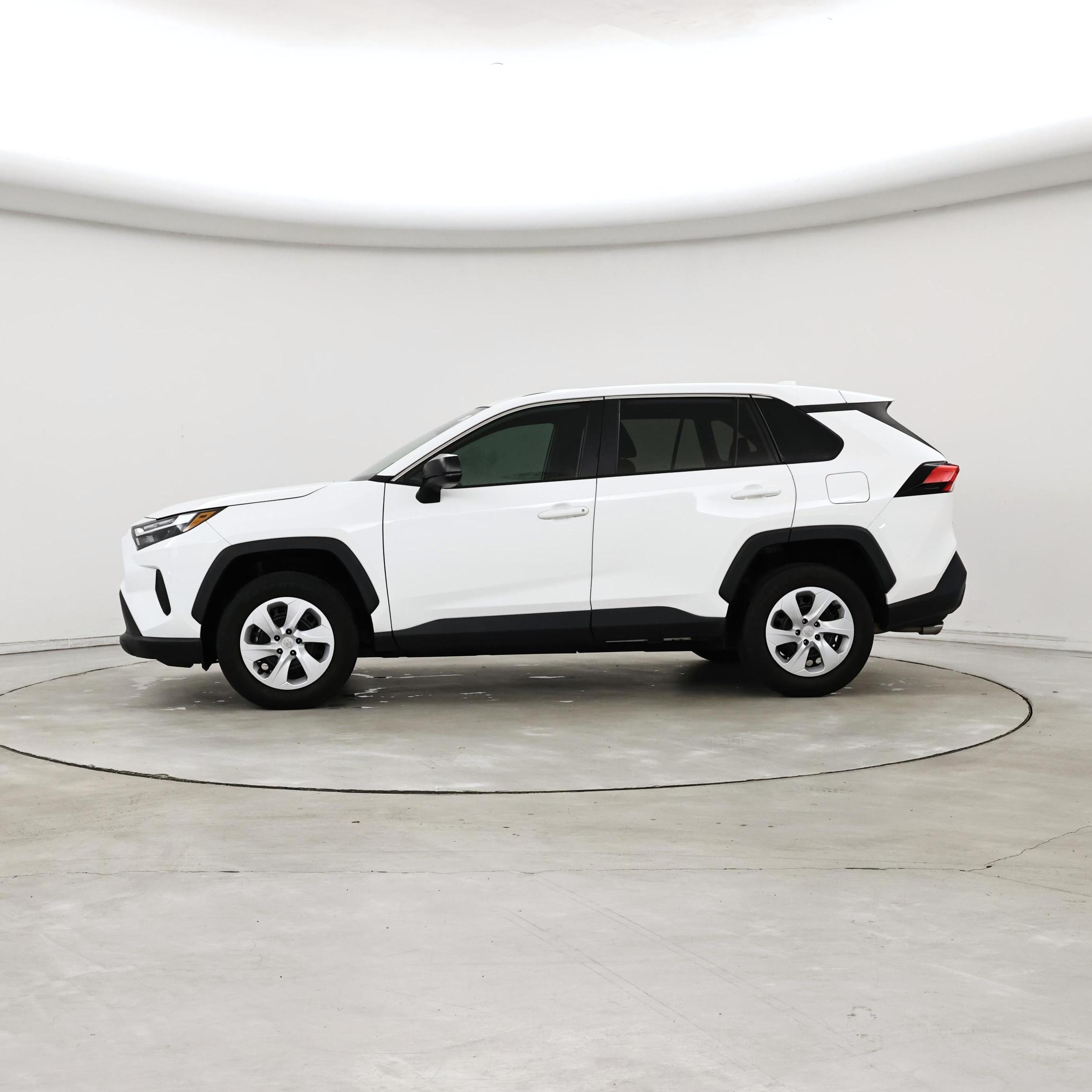 Thumbnail: 2024 Toyota RAV4 - 3