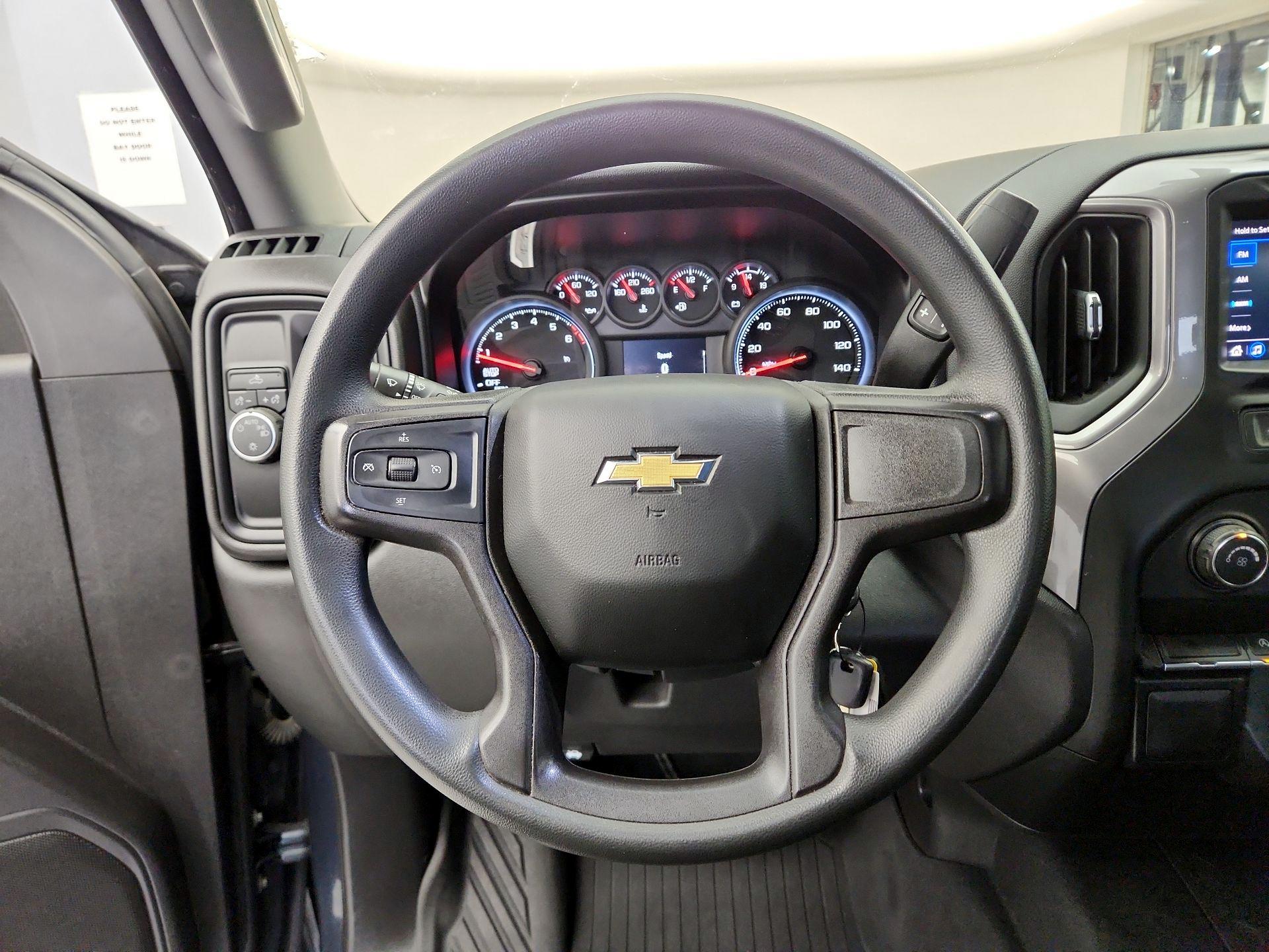 Thumbnail: 2020 Chevrolet Silverado 1500 - 10