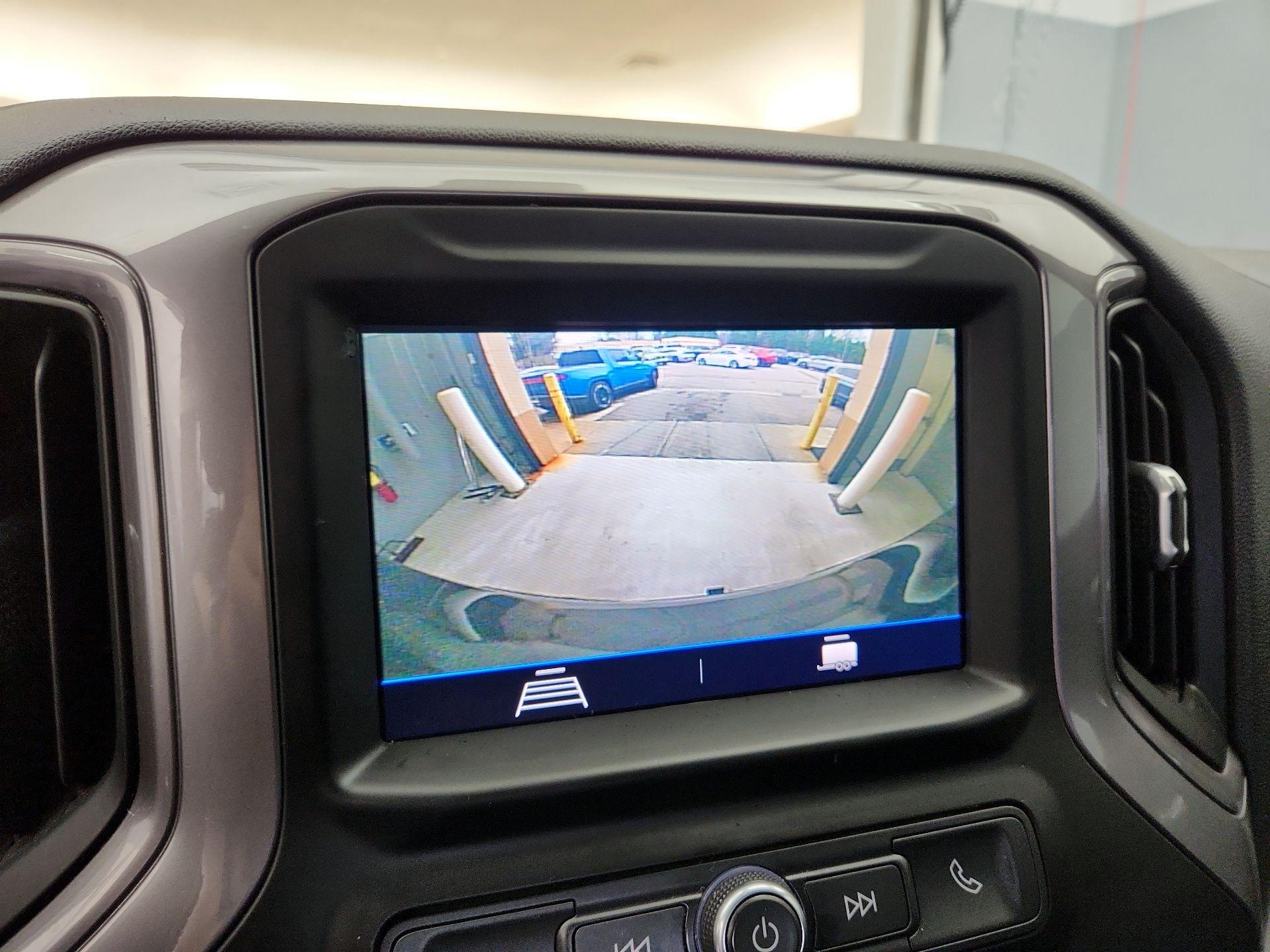 Thumbnail: 2020 Chevrolet Silverado 1500 - 14