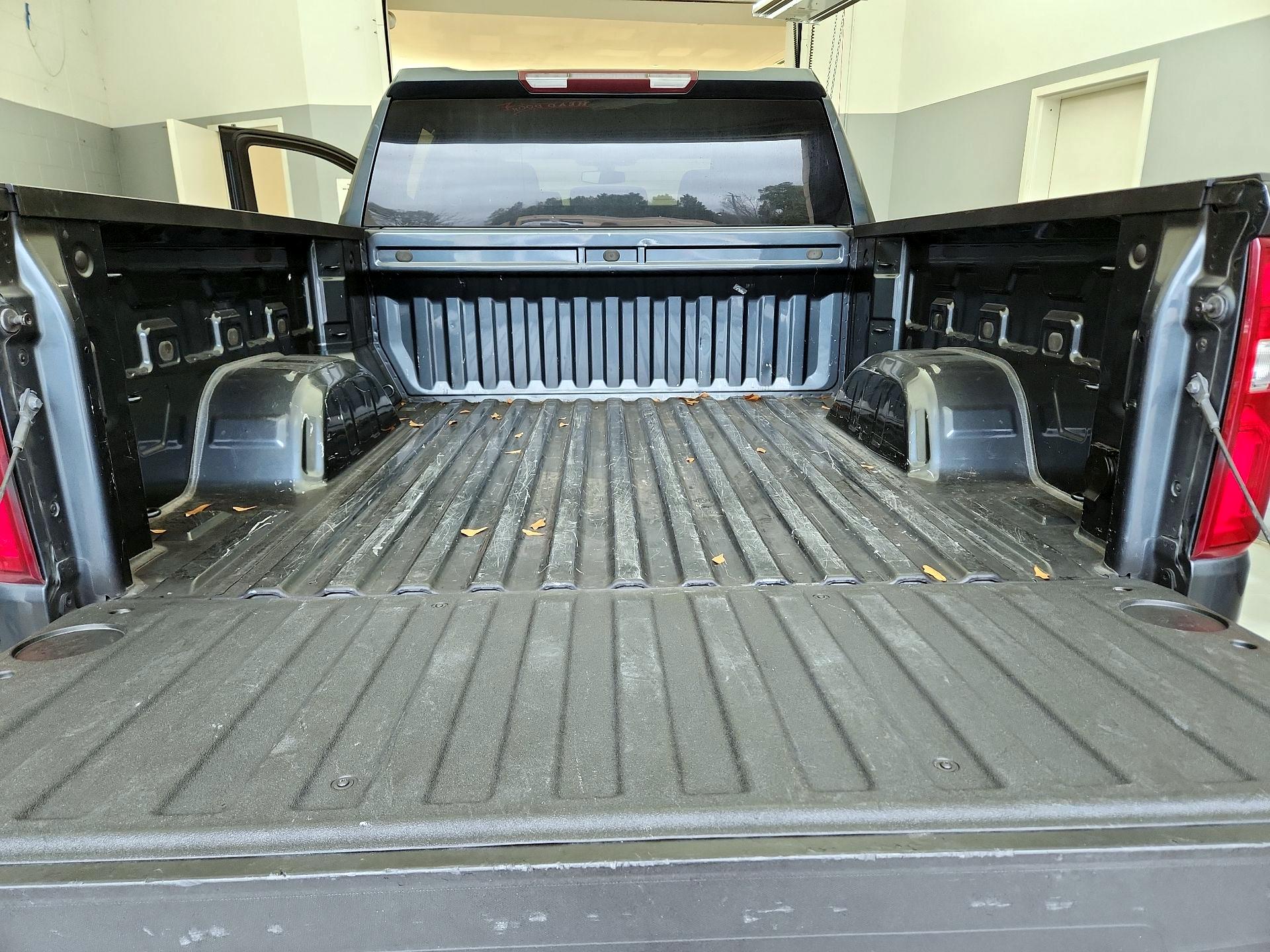 Thumbnail: 2020 Chevrolet Silverado 1500 - 20