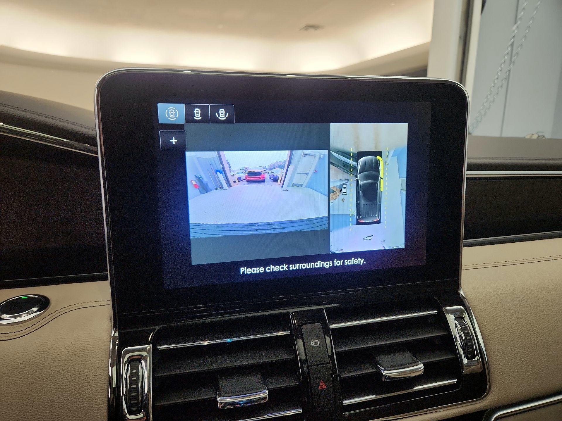 Thumbnail: 2020 Lincoln Navigator - 15