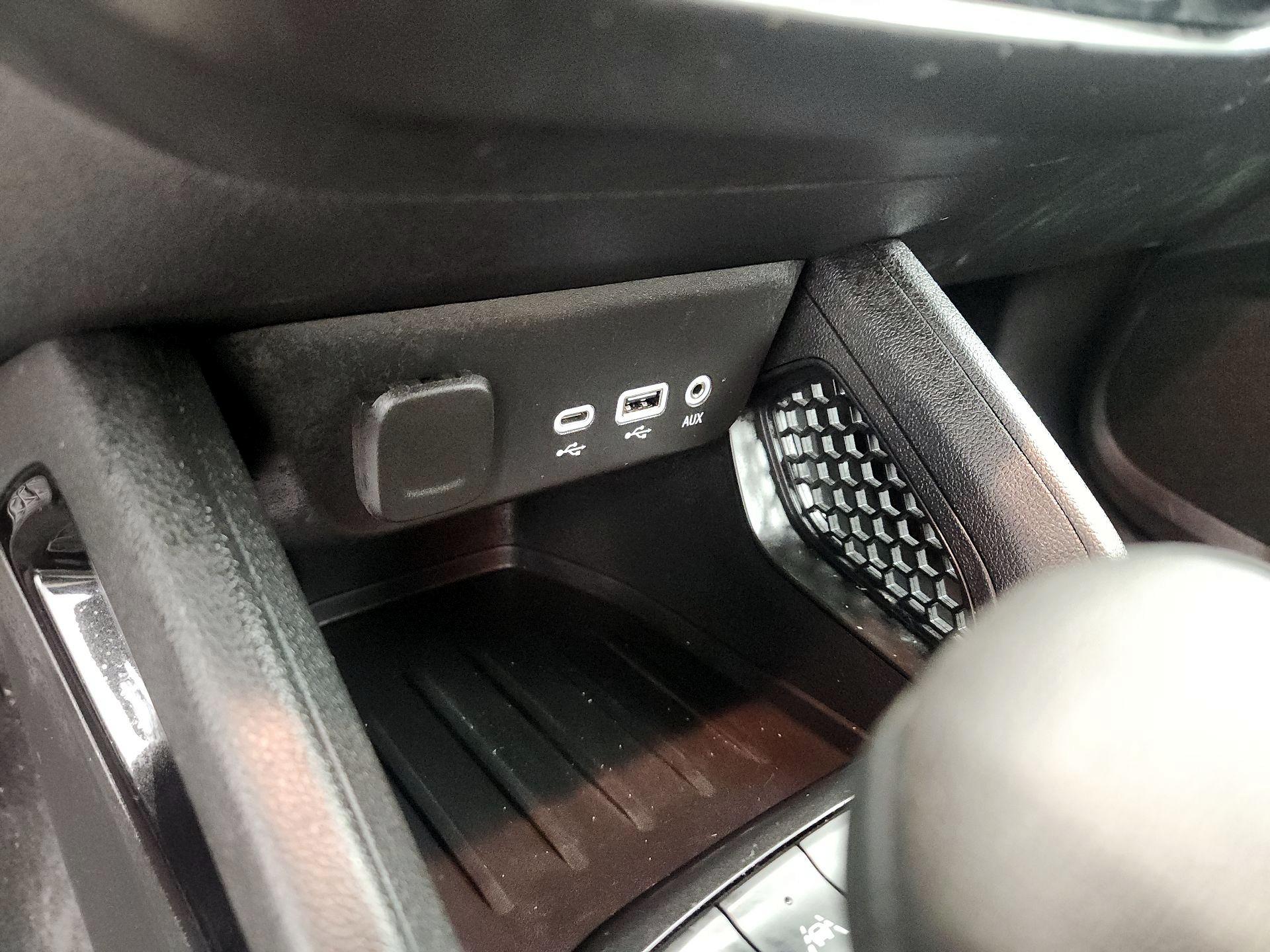 Thumbnail: 2023 Chevrolet TrailBlazer - 18