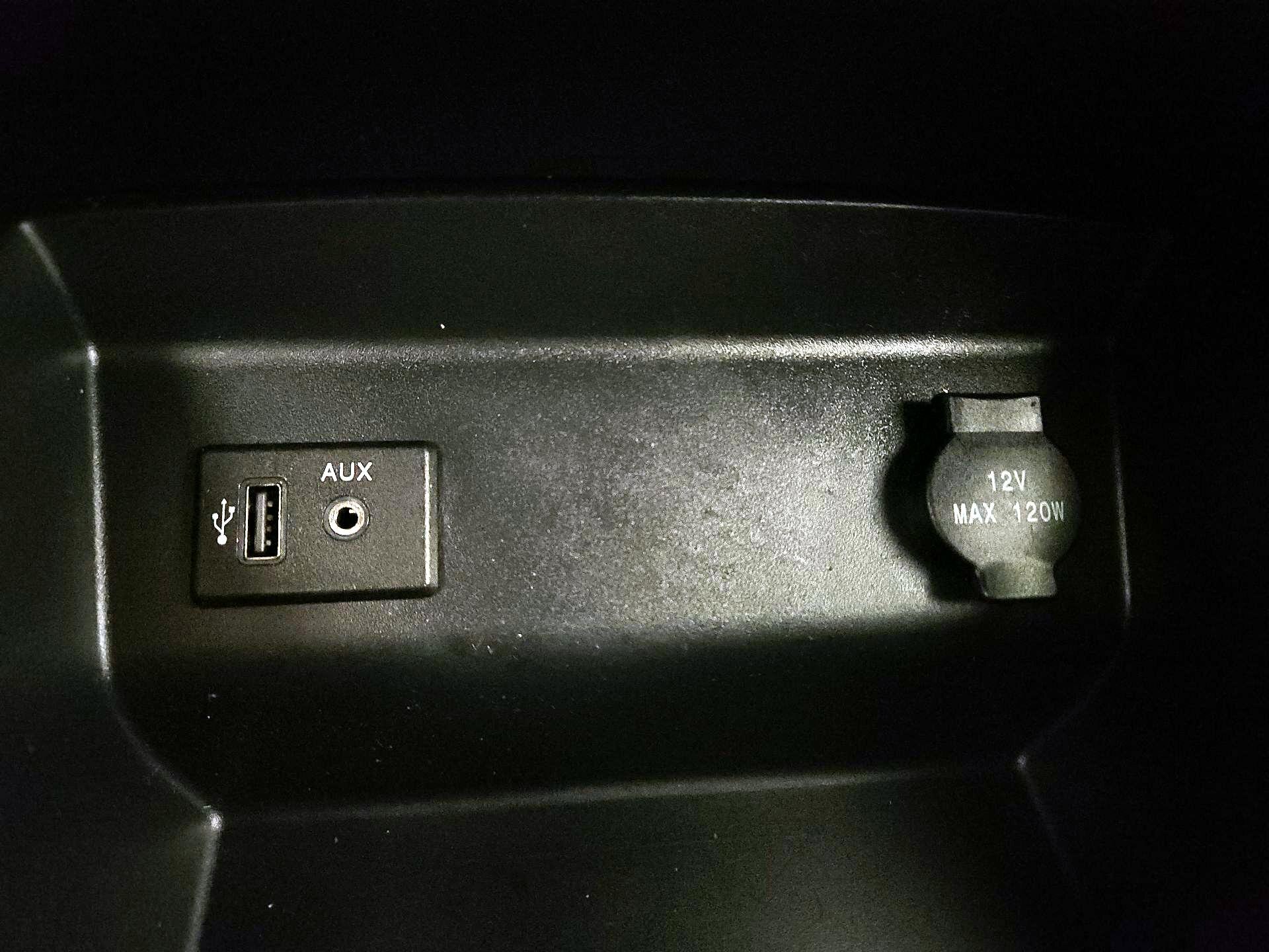 Thumbnail: 2017 Nissan Altima - 18