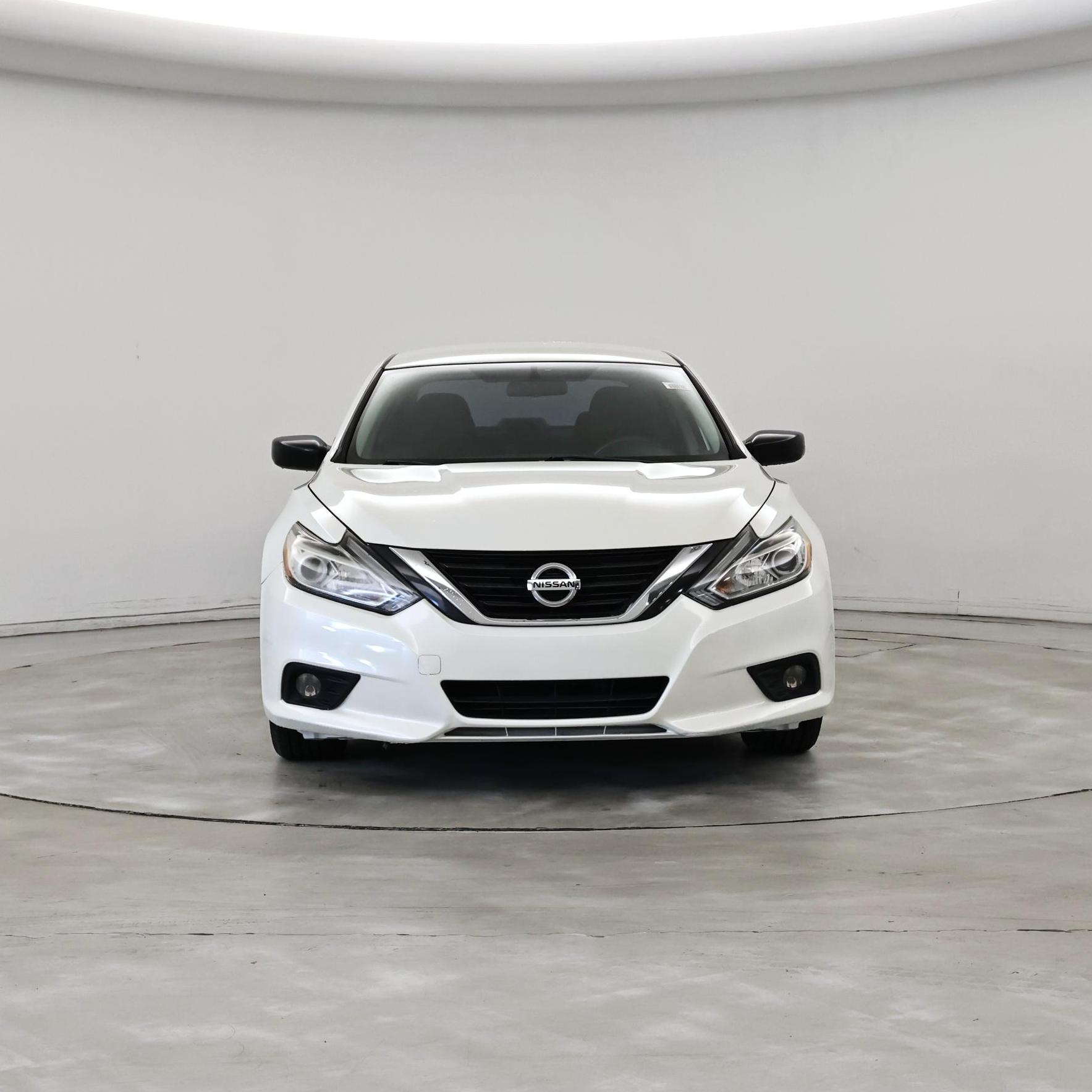 Thumbnail: 2017 Nissan Altima - 5